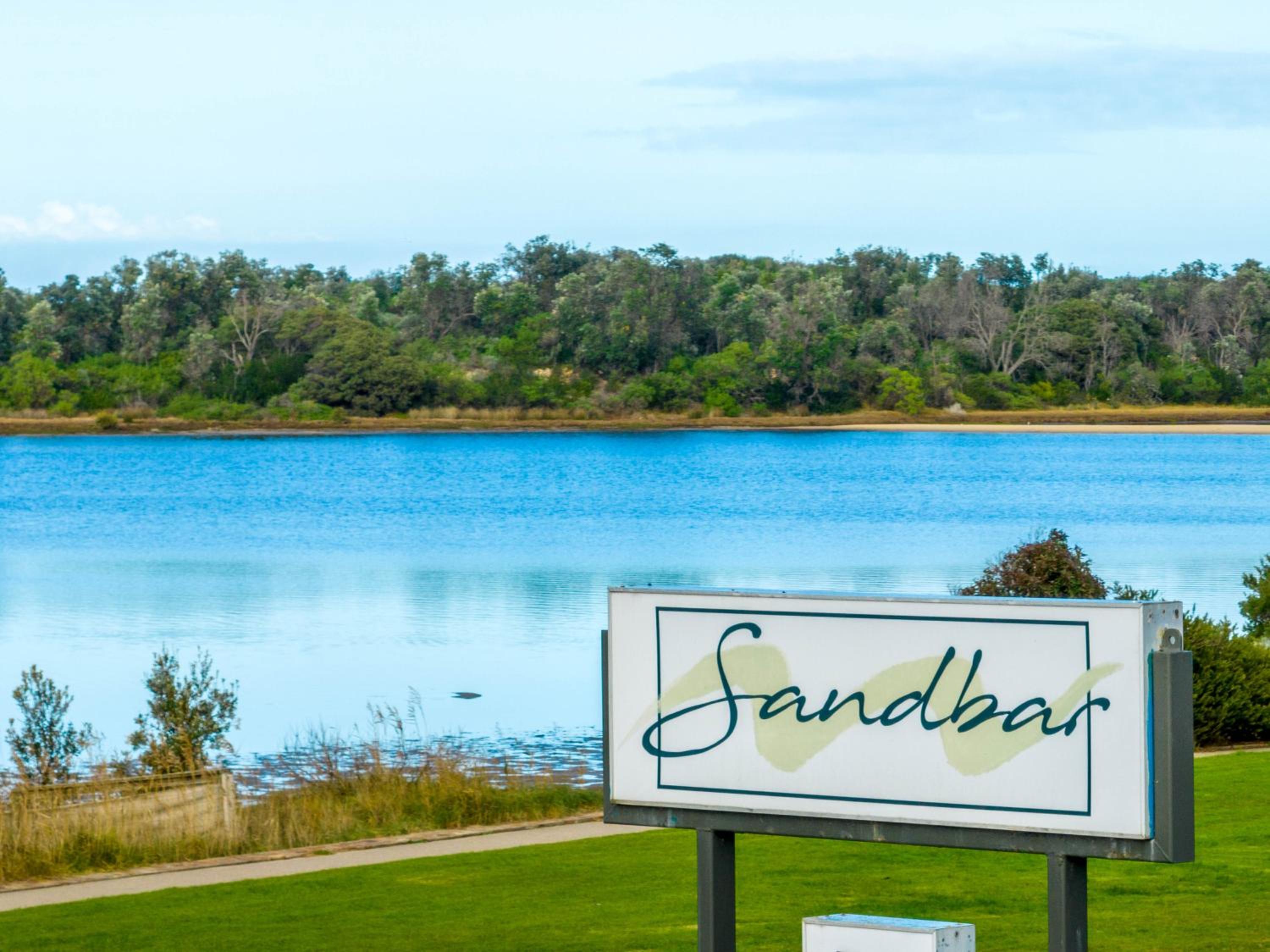 Sandbar Motel