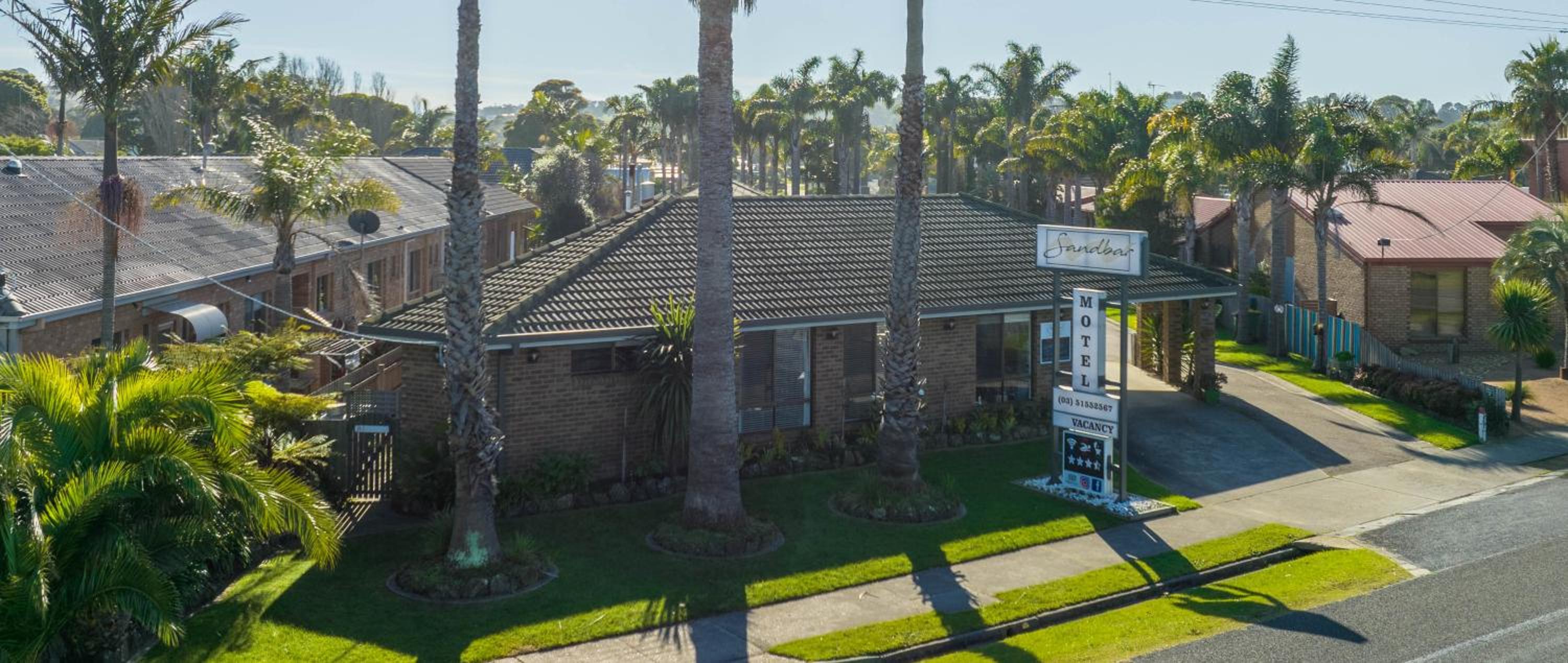 Sandbar Motel