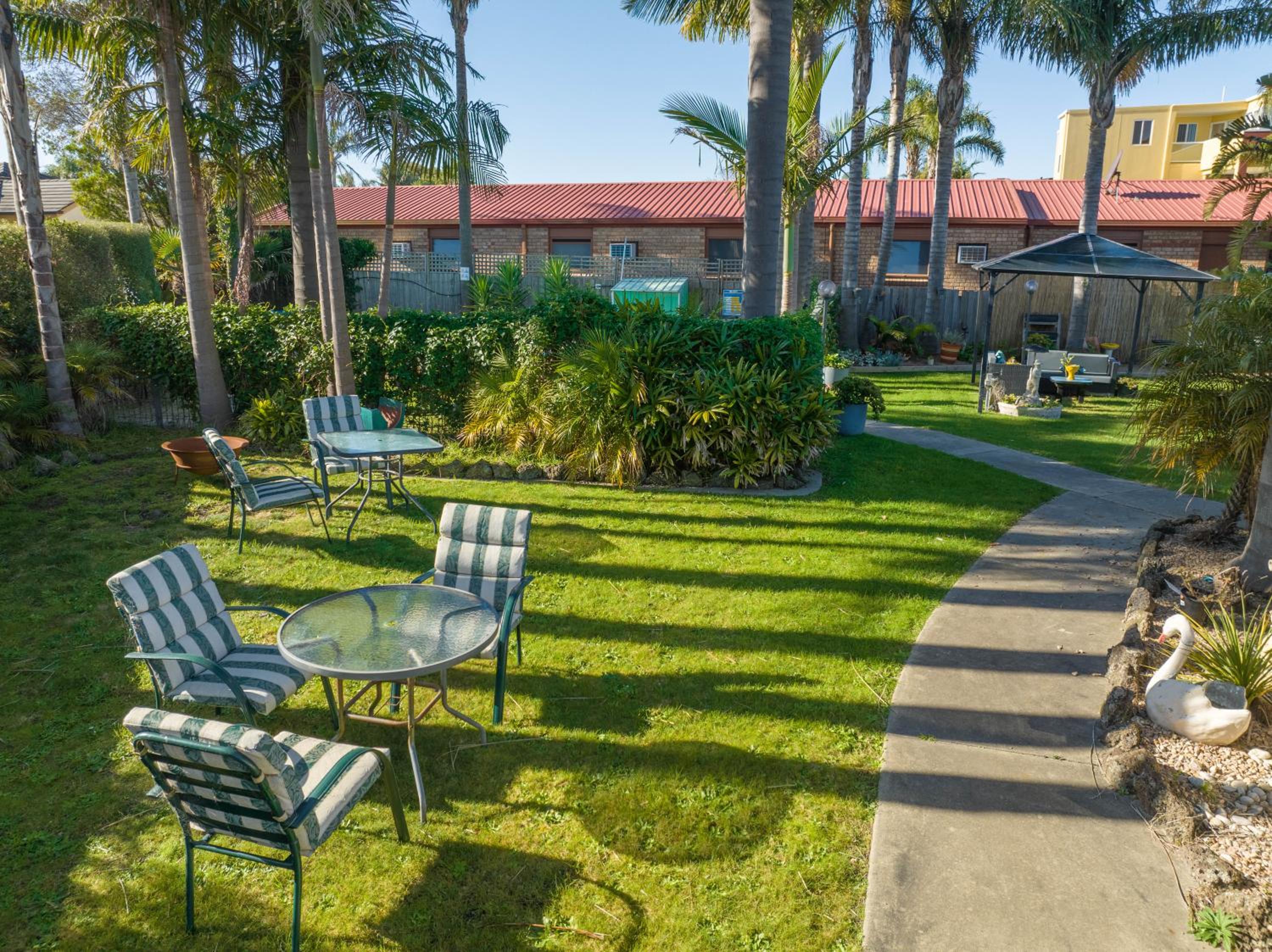 Sandbar Motel