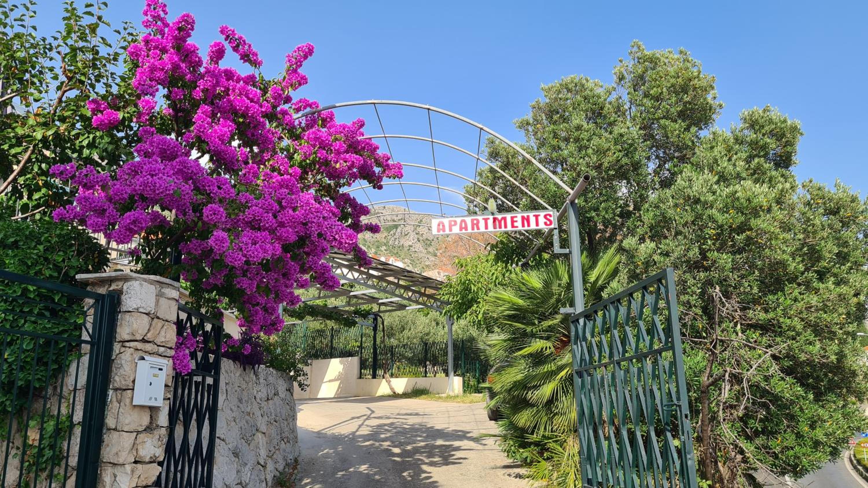 Hotel Apartments Kust