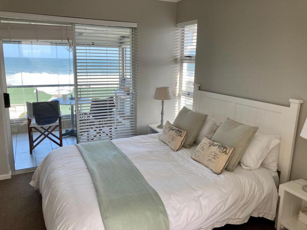 Hermanus Vacations - 31 Tobago Bay - Property Image 6