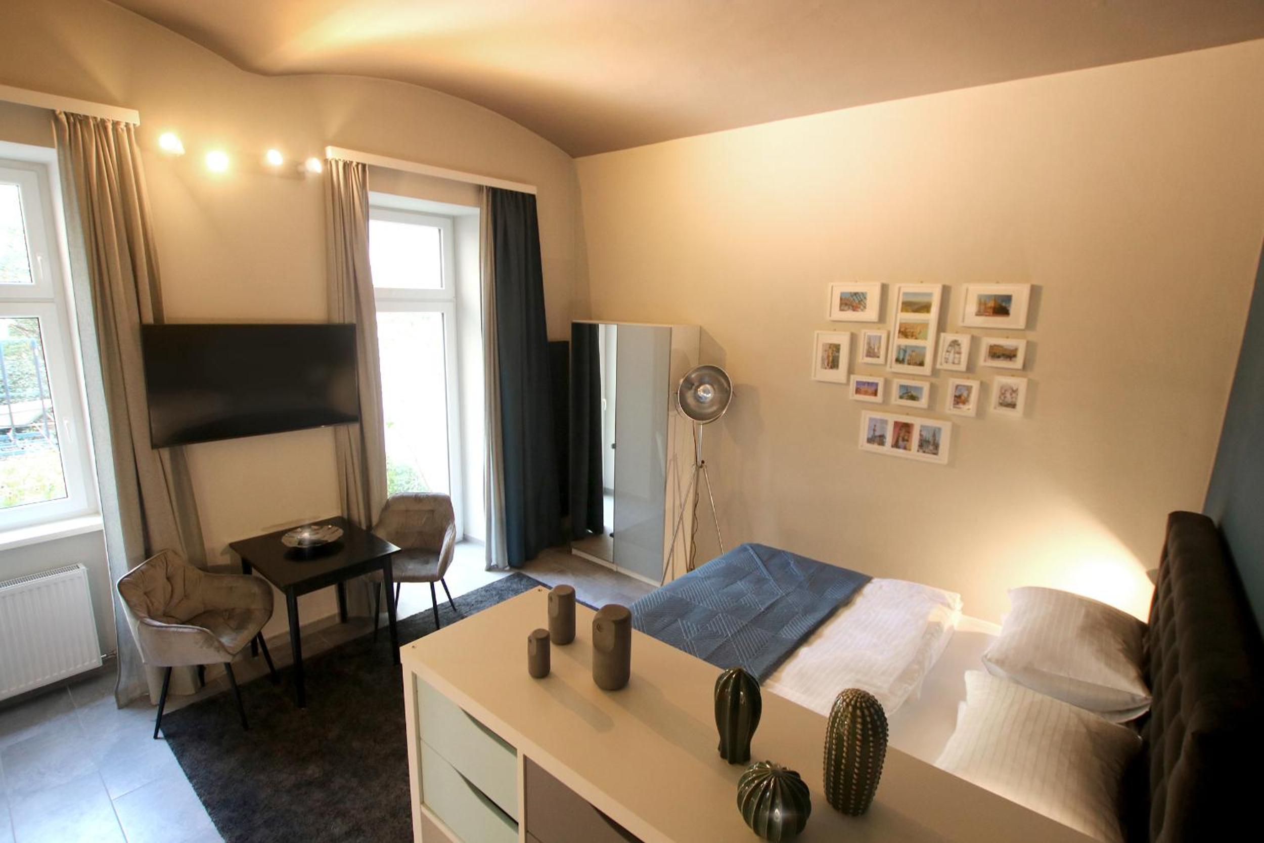Street Living Hotel - Apartments