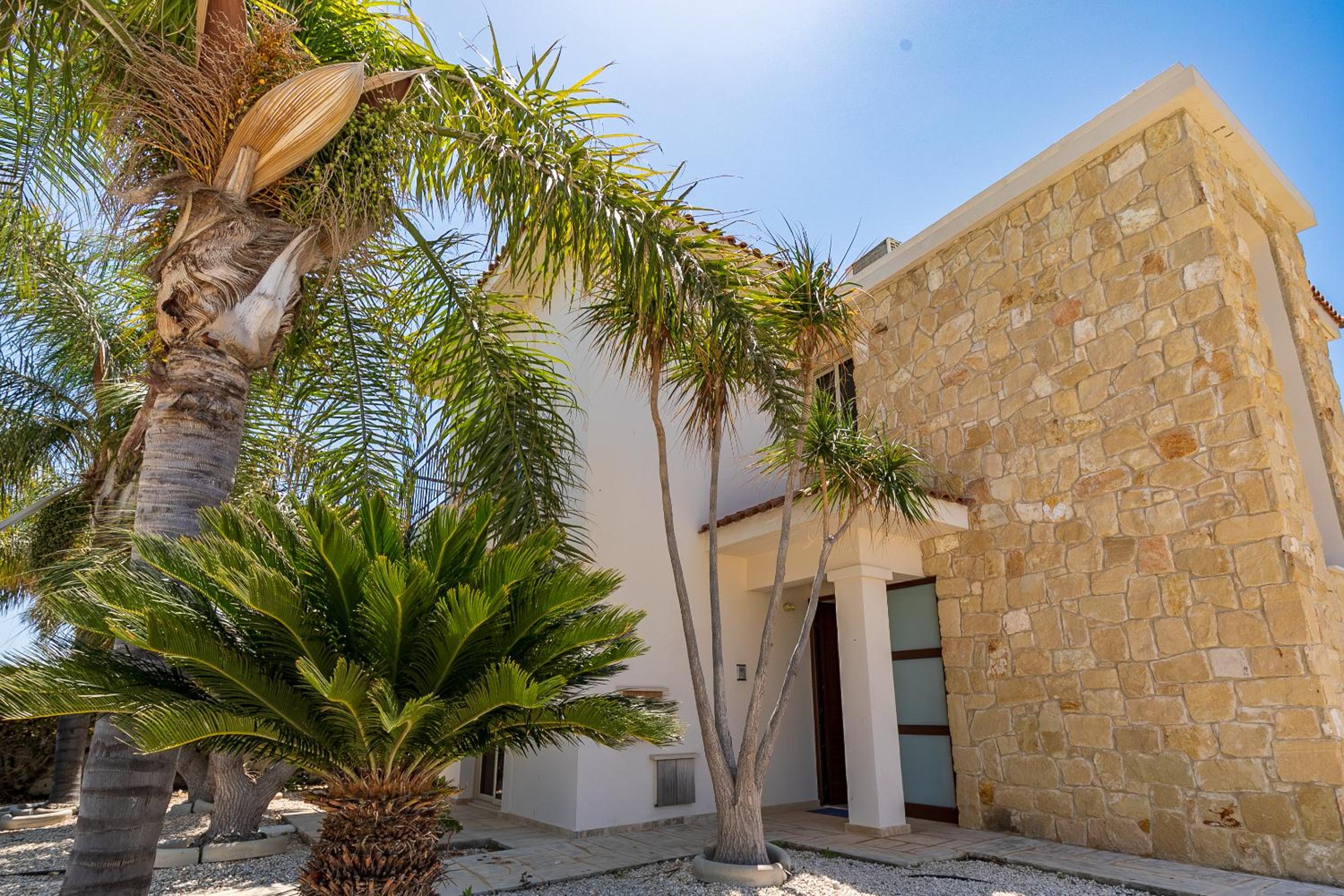 Sea Point Villas Coral Bay Luxury Private Pool villas walk to Beach 3 - 5 BDR in 1 resort view 3