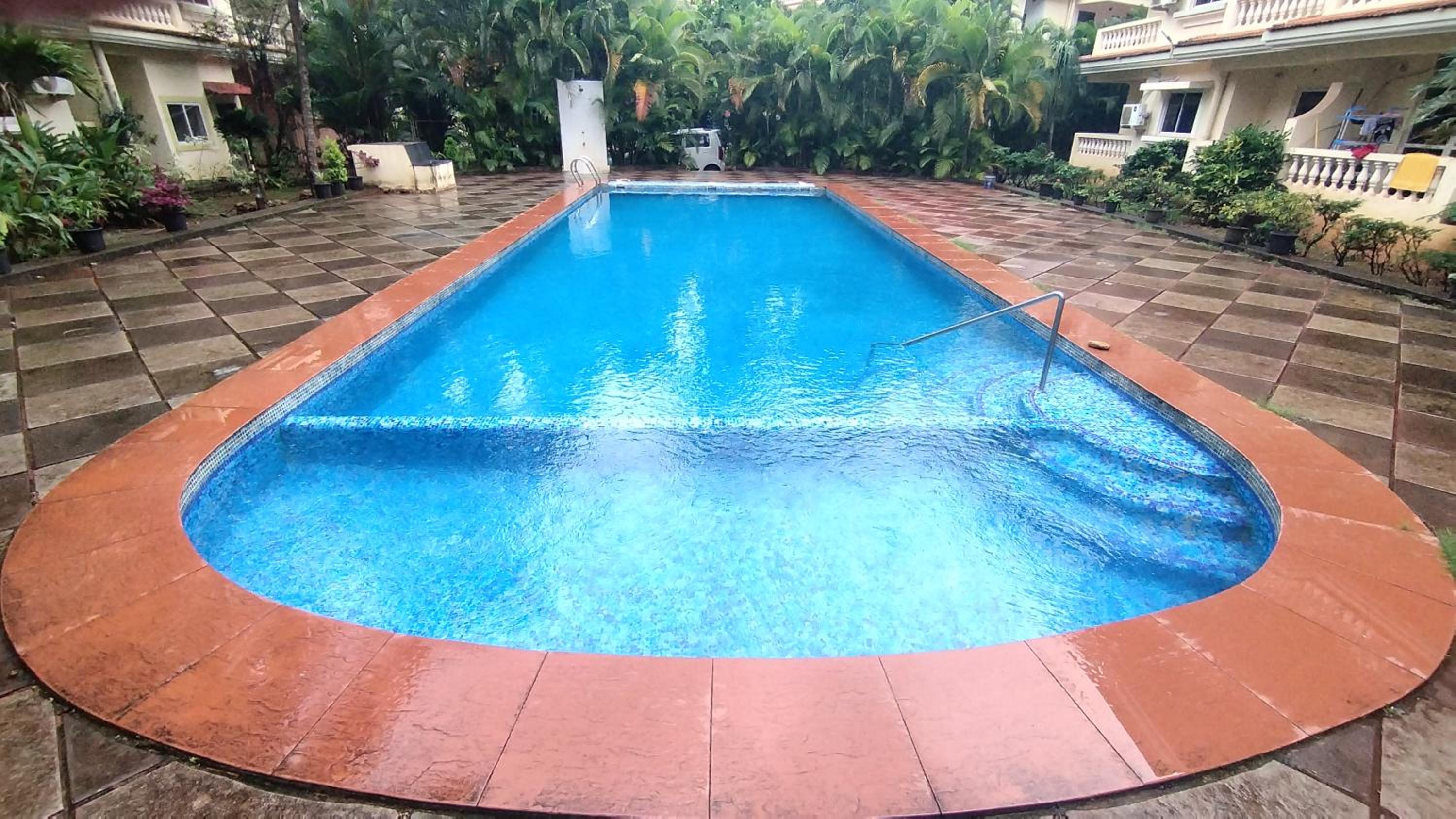 Seacoast Retreat- Lovely 2 BHK apartment with pool view 3
