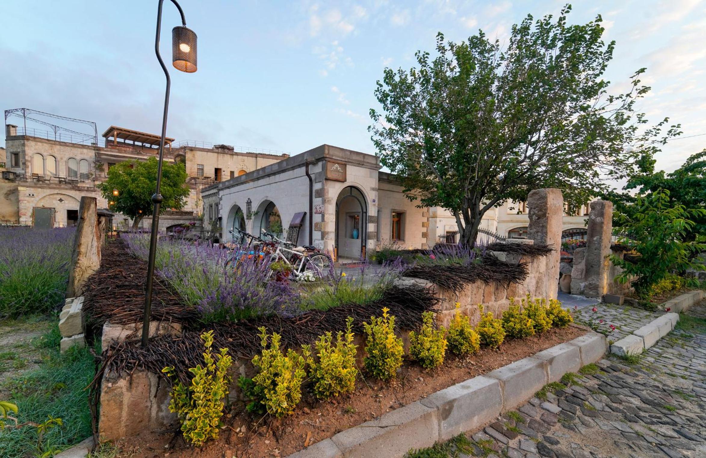 Design Cave Otel - Image 99