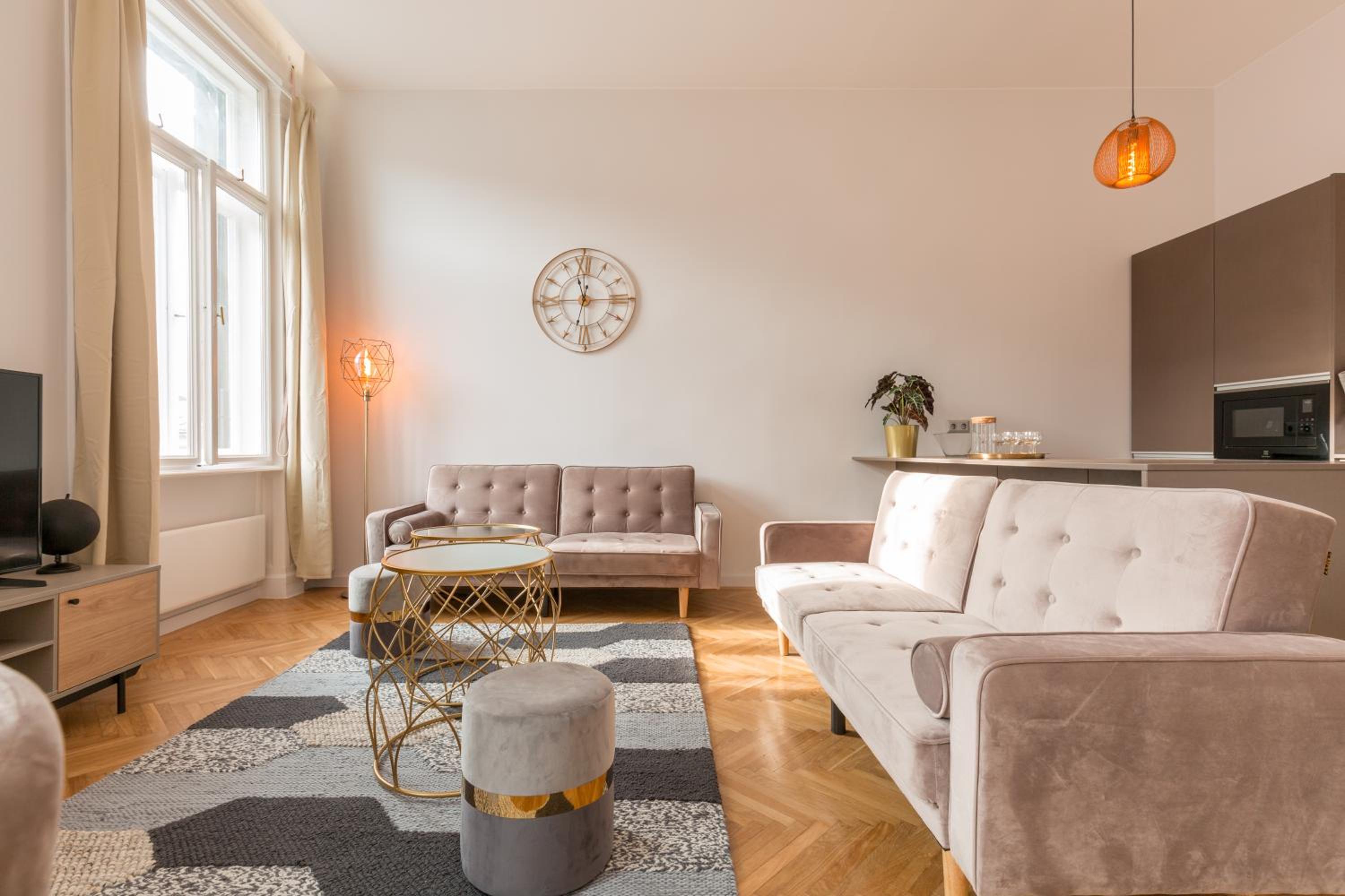 Space and Elegance in The Heart of Budapest view 2