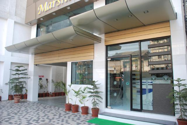 Marshall Hotel