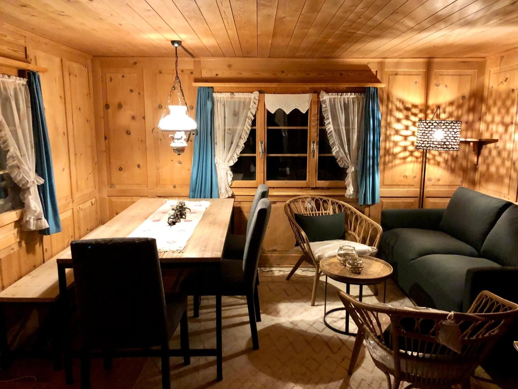 Chalet Arosa - Zur Alleinnutzung für 6 Personen, urig und sonnig