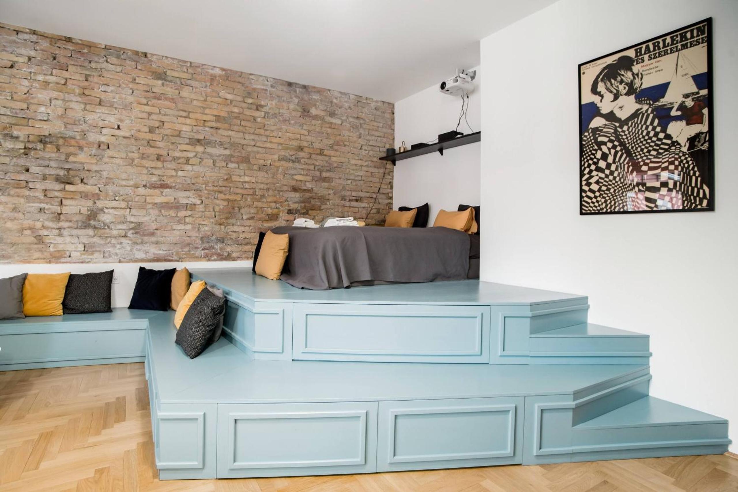 Designer Dream Home At The St. Stephen Basilica view 2