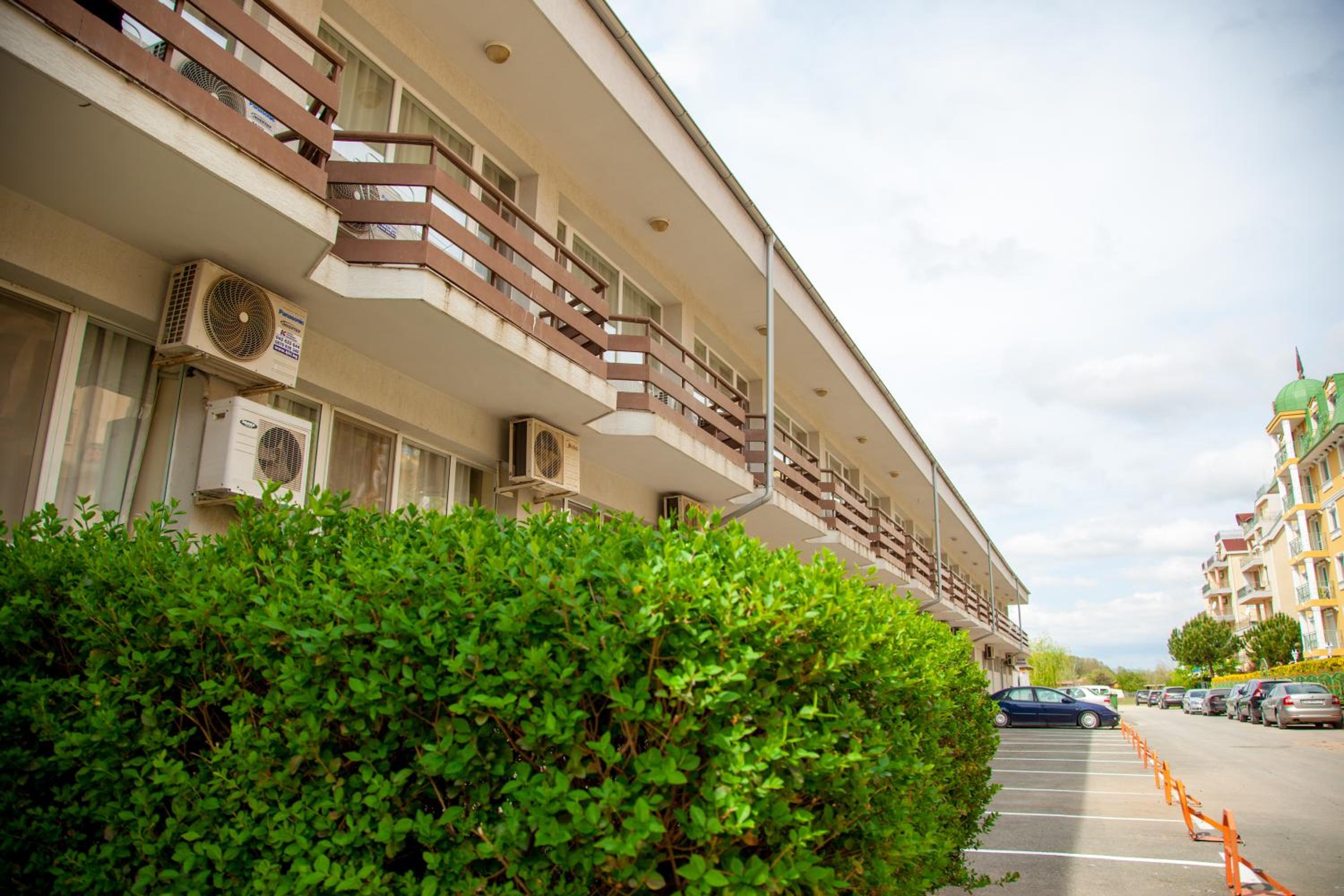 Hostel Arena