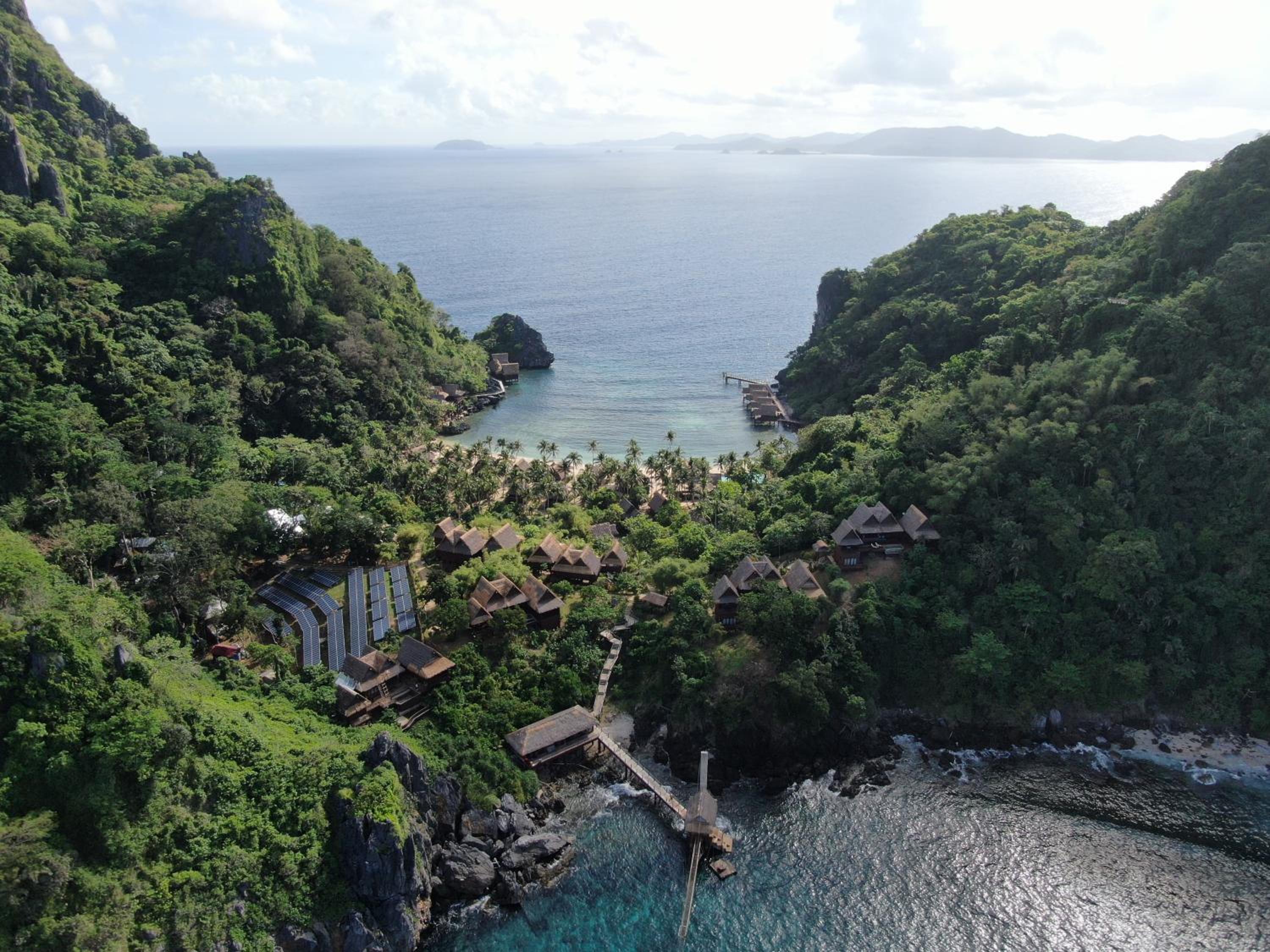 Cauayan Island Resort and Spa