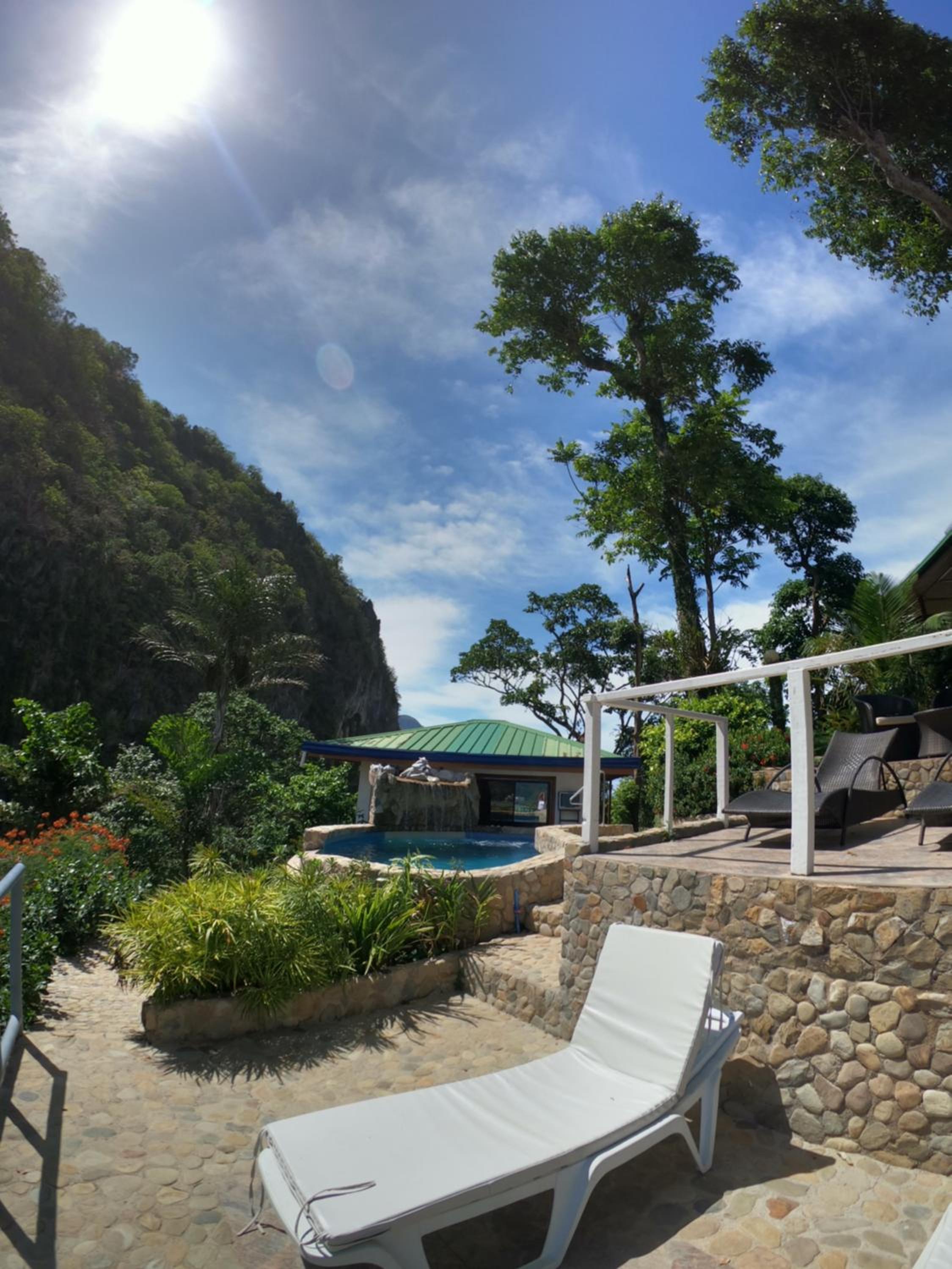 El Nido Viewdeck Cottages