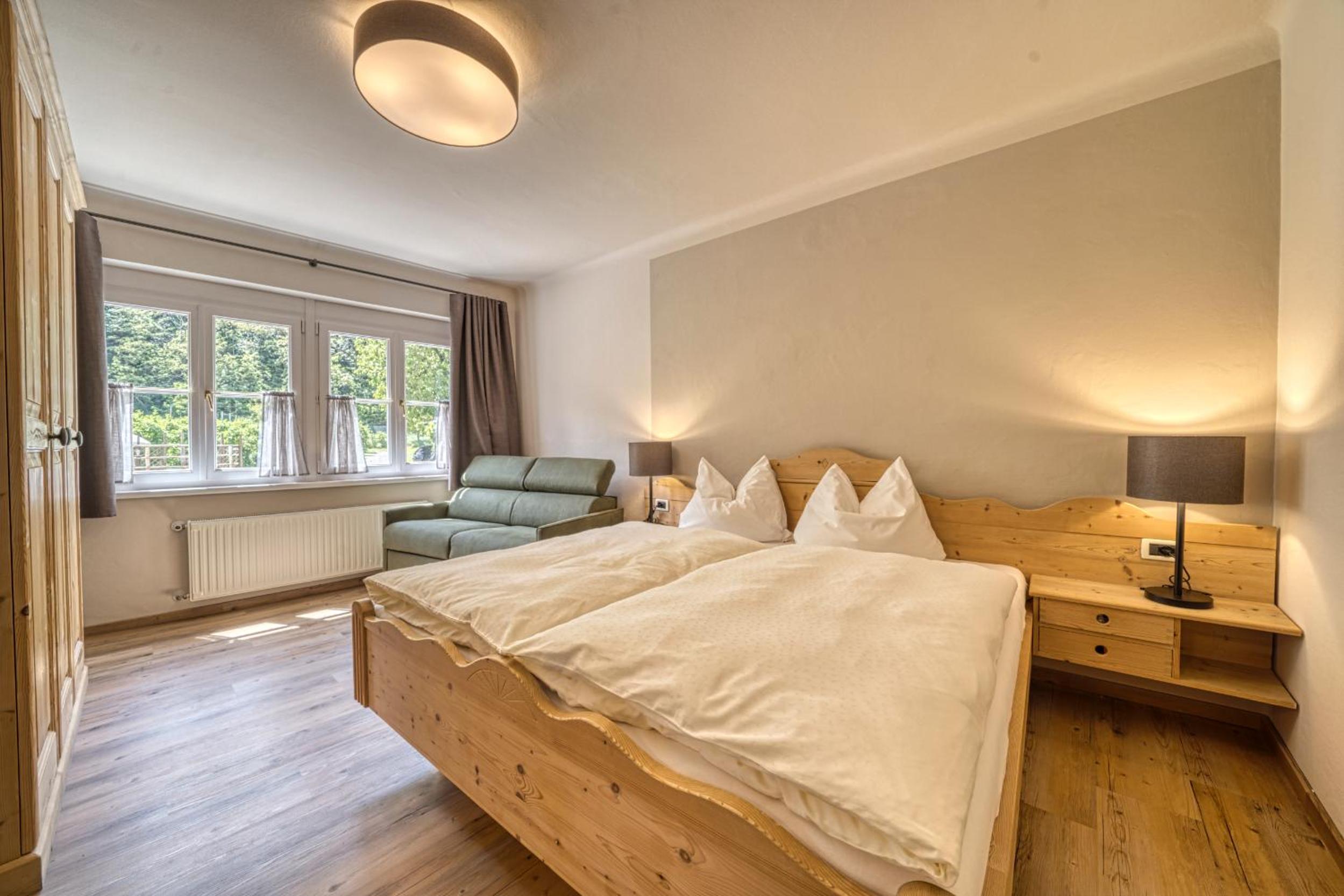 Kreuzwegerhof Nals - Historic Nature Stay with Pool near Meran & Bozen