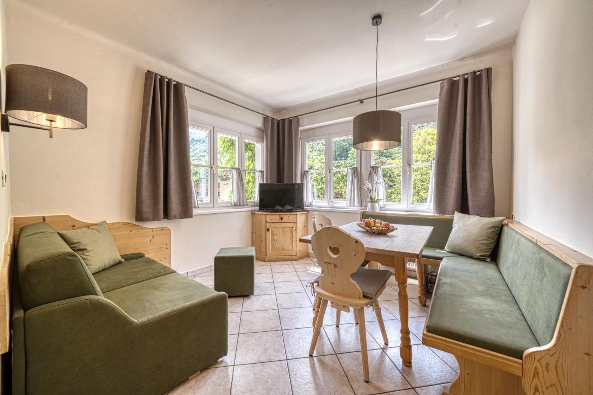Kreuzwegerhof Nals - Historic Nature Stay with Pool near Meran & Bozen
