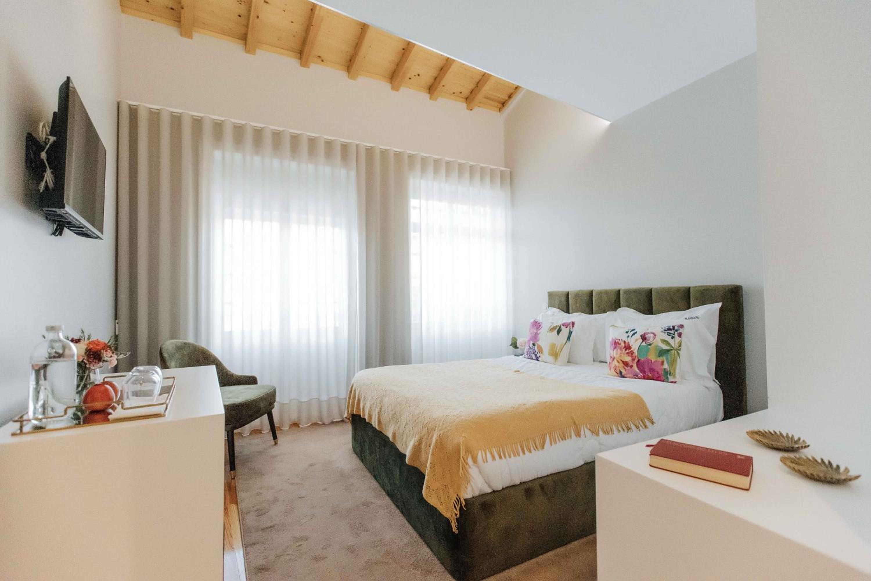 Trovador Guest House