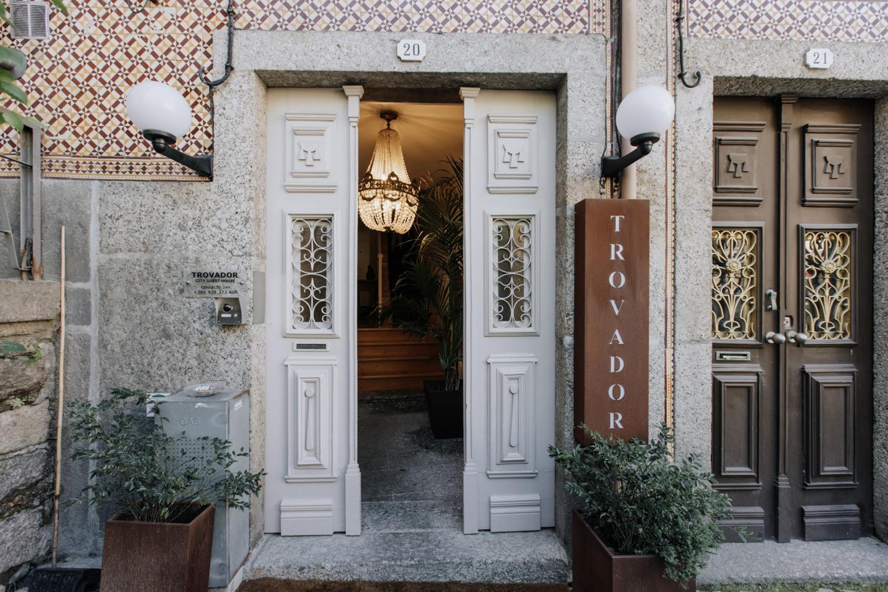 Trovador Guest House