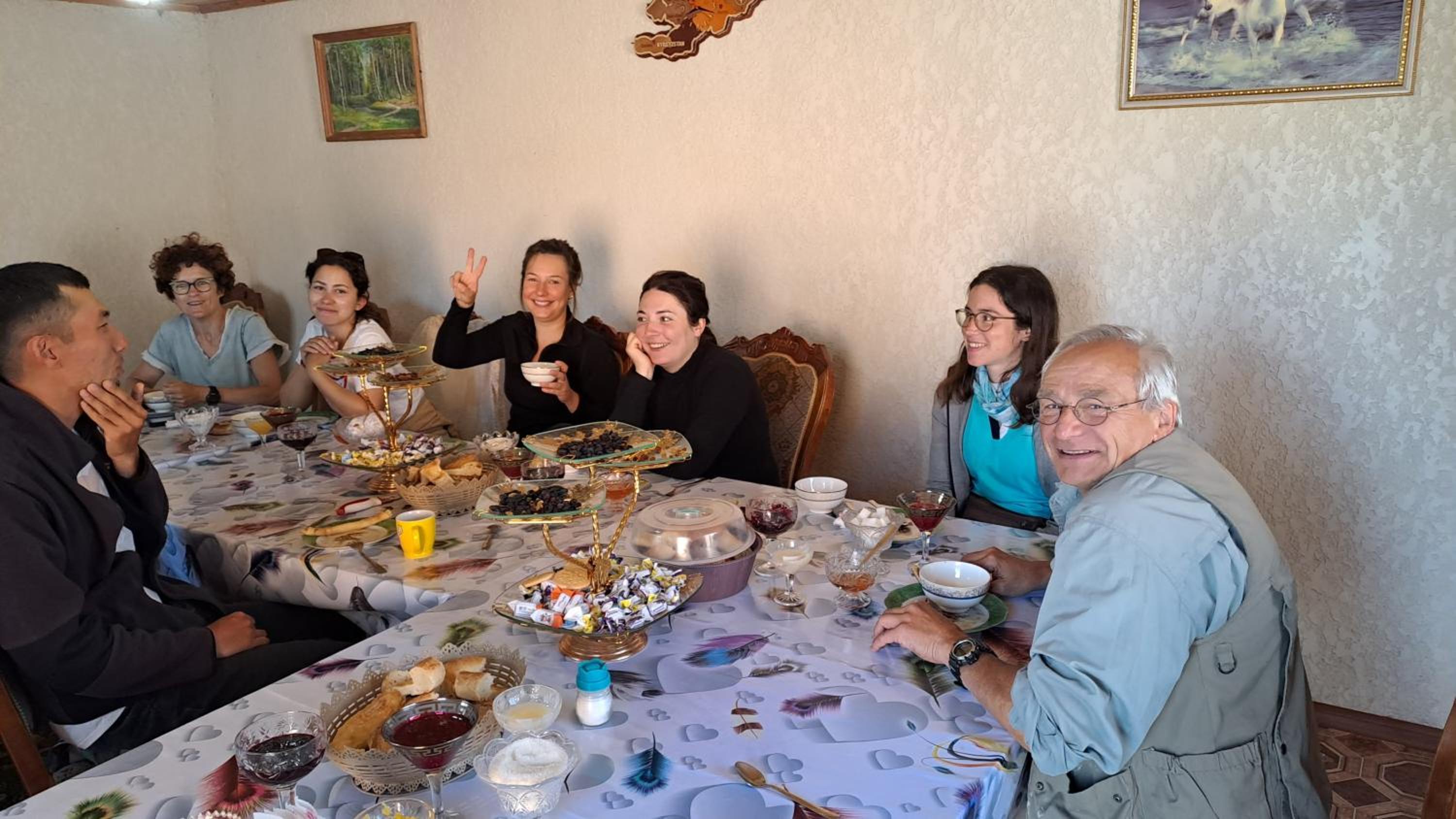 Kyzart Guesthouse