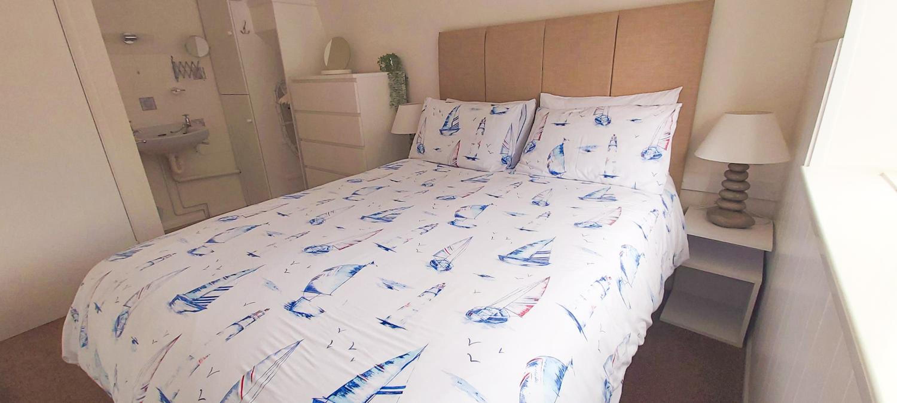 Three Beaches Holiday Apartments - close to Goodrington beach in Paignton view 5