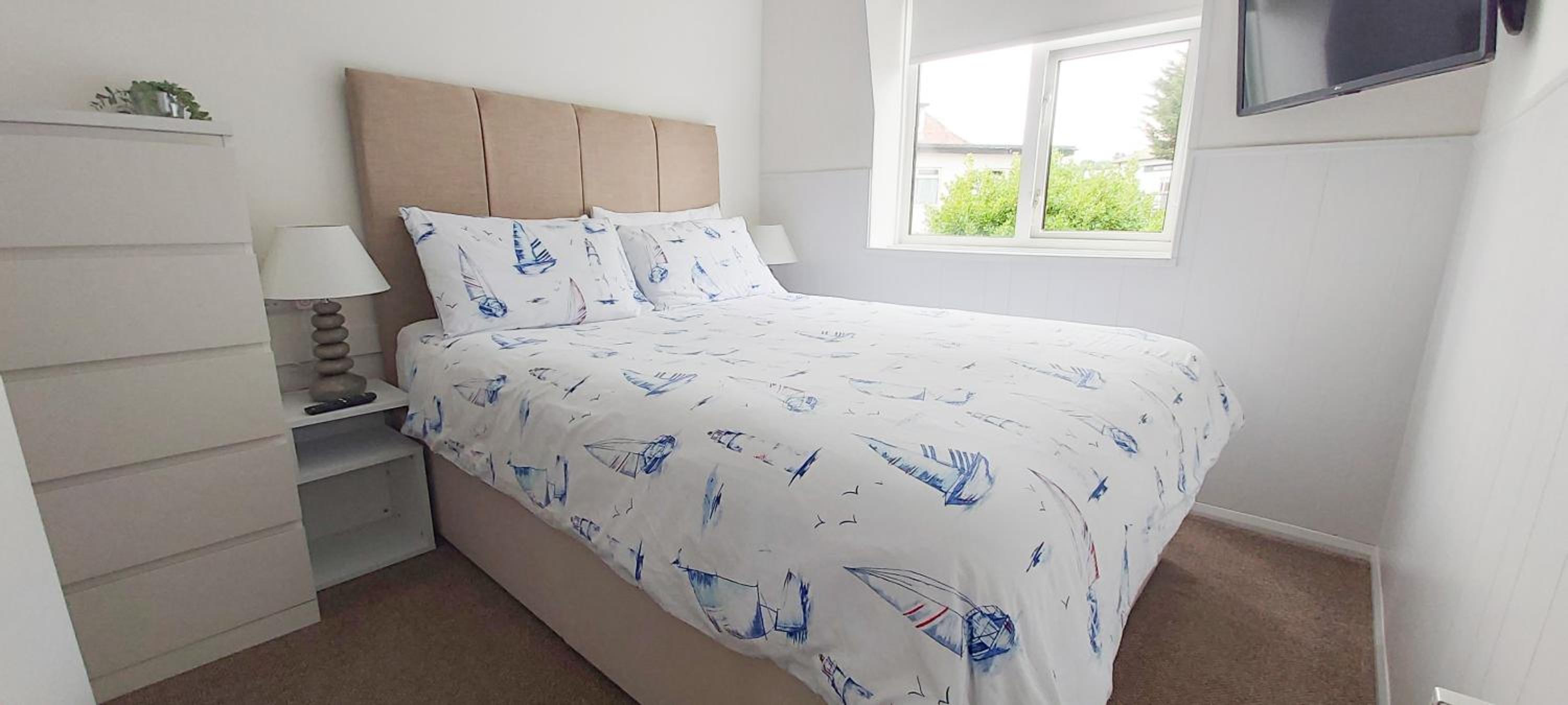 Three Beaches Holiday Apartments - close to Goodrington beach in Paignton view 3