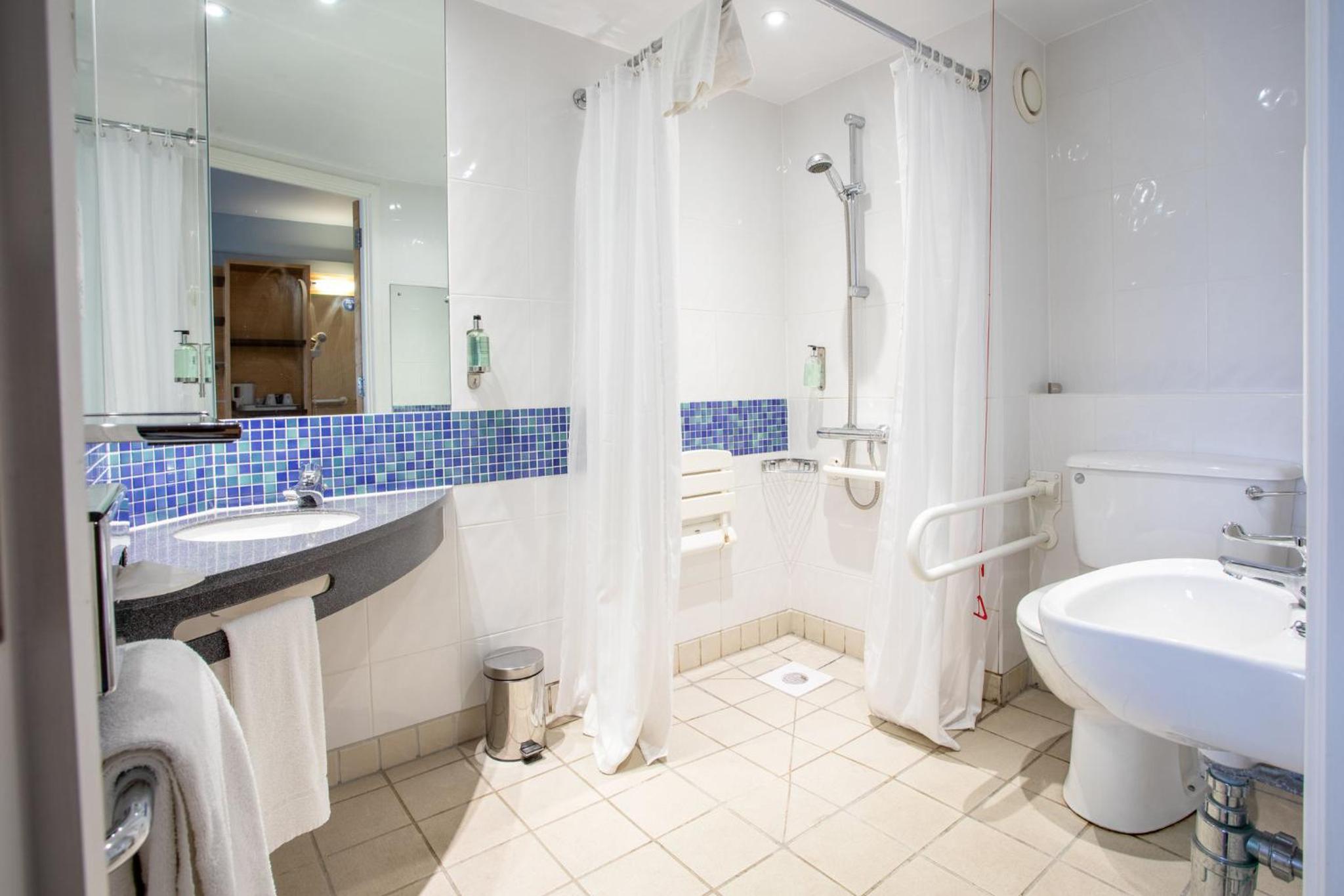 Dunfermline Vacations - Holiday Inn Express Dunfermline, an IHG Hotel - Property Image 22