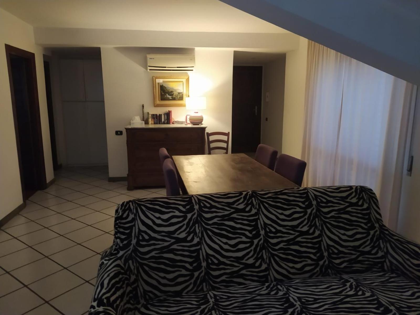 Villa Cardinal Apartments