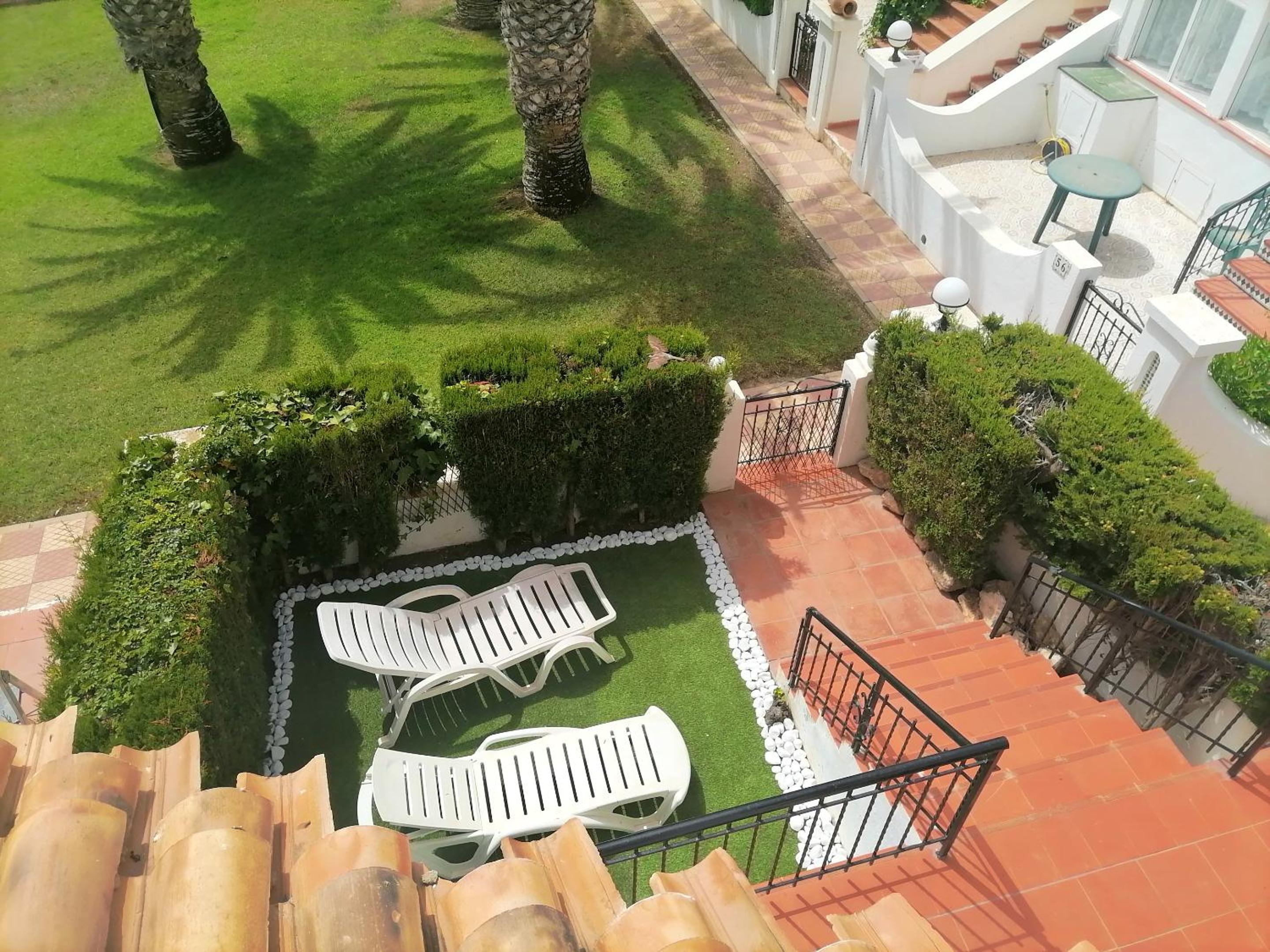Welcoming House in Torrevieja with Shared Pool