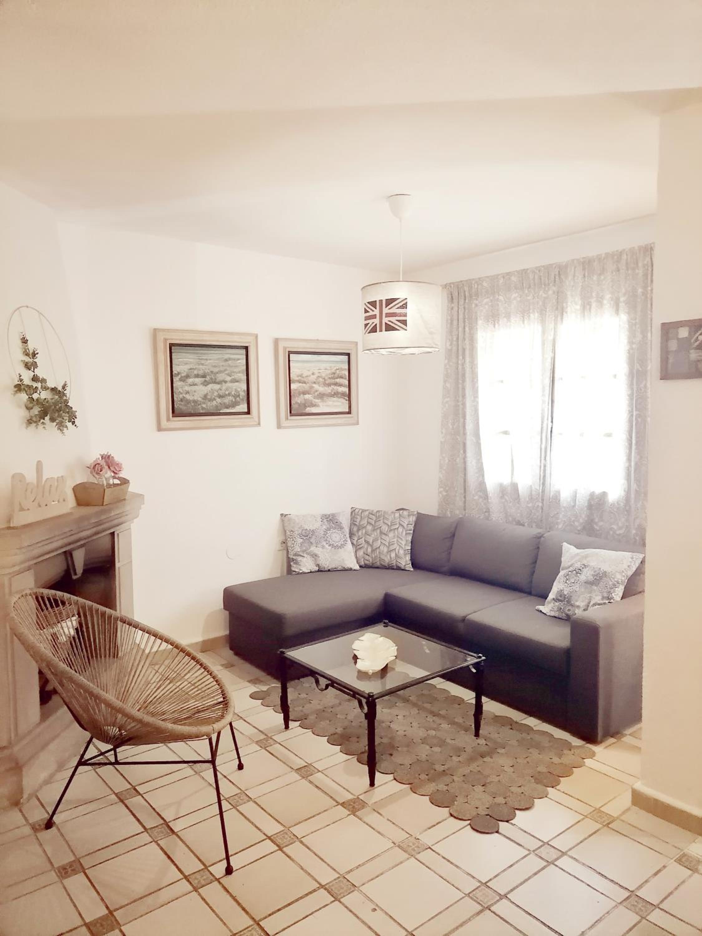 Welcoming House in Torrevieja with Shared Pool