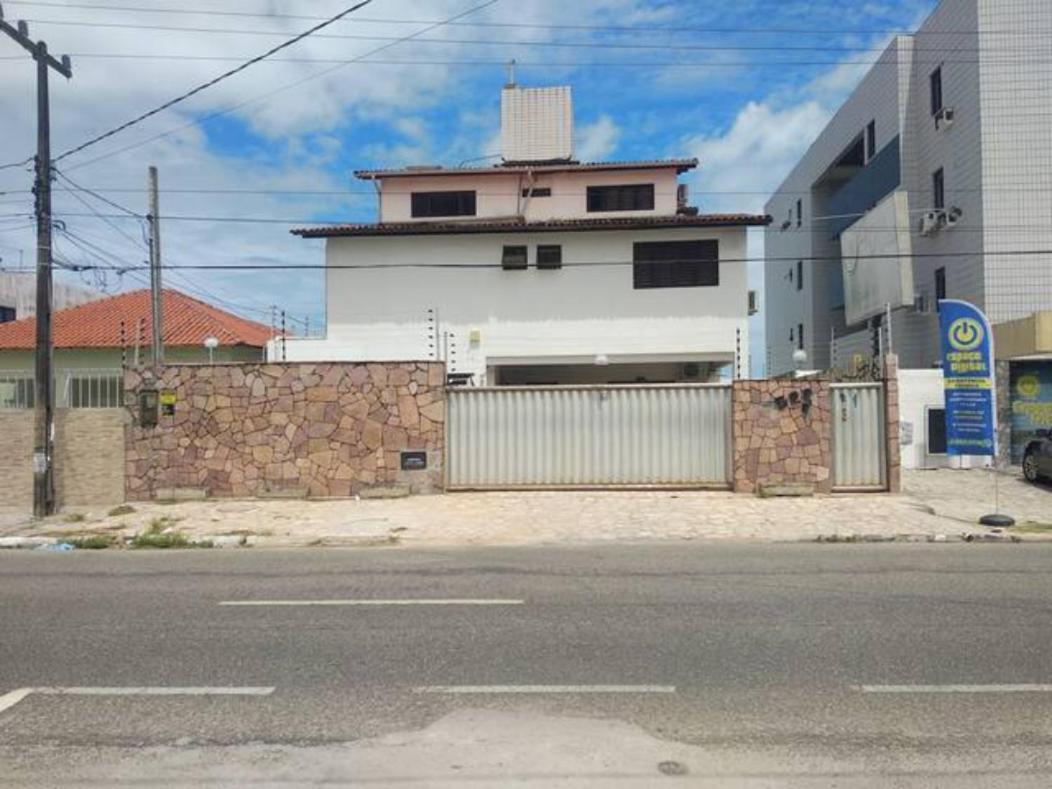 Pertinho do mar 1