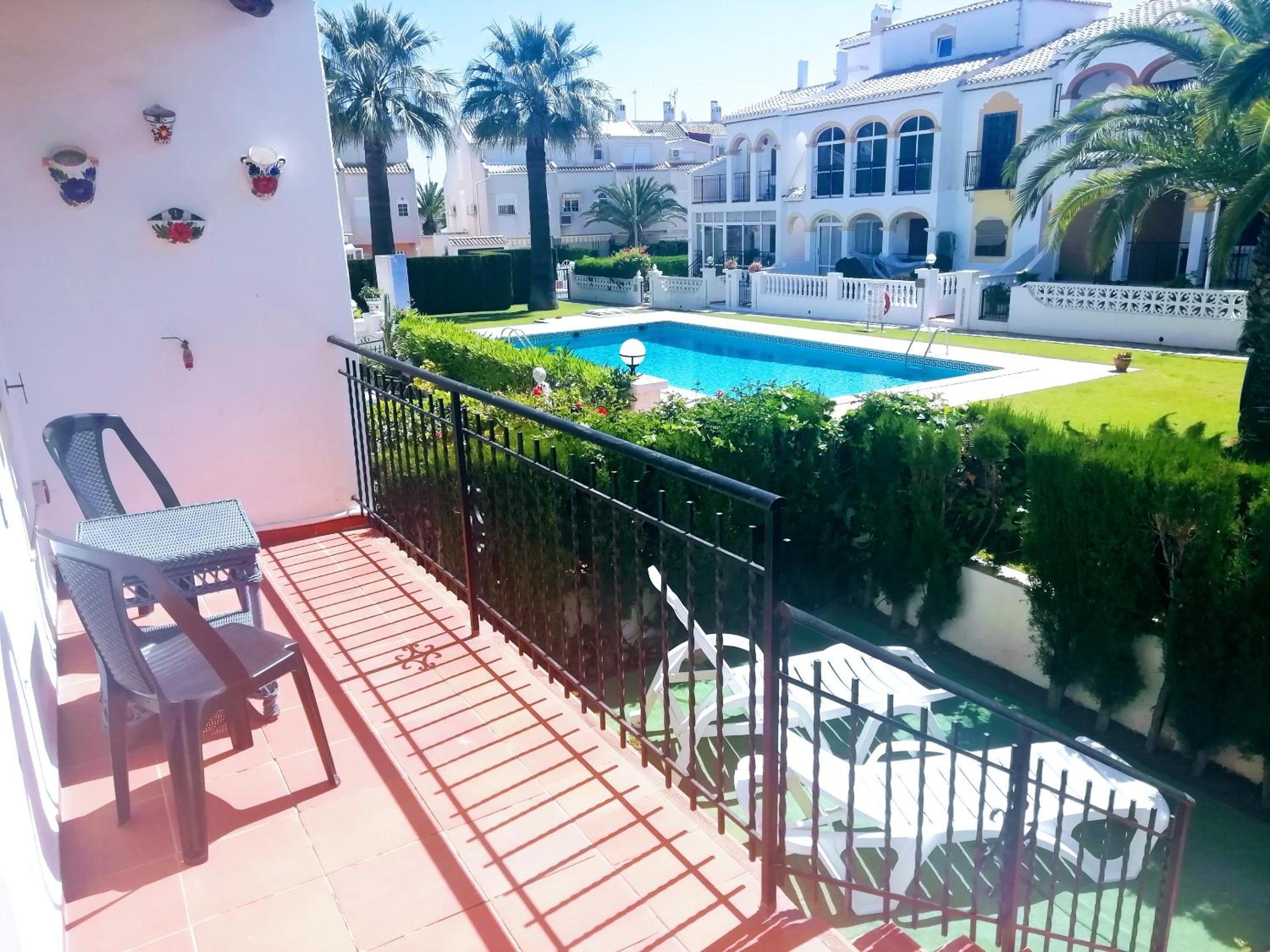 Welcoming House in Torrevieja with Shared Pool