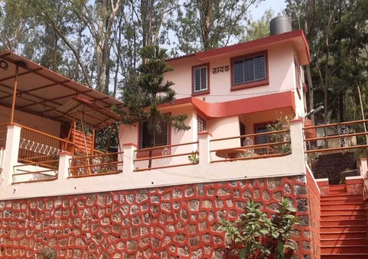 3 Bedroom Spacious Villa Near Mapro Garden view 2