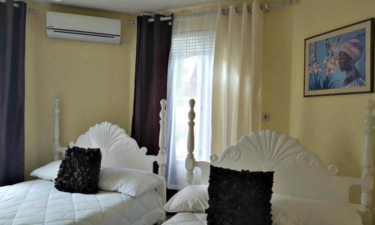 Private 2 Bedroom Beachfront Penthouse Condo Ocho Rios, Jamaica