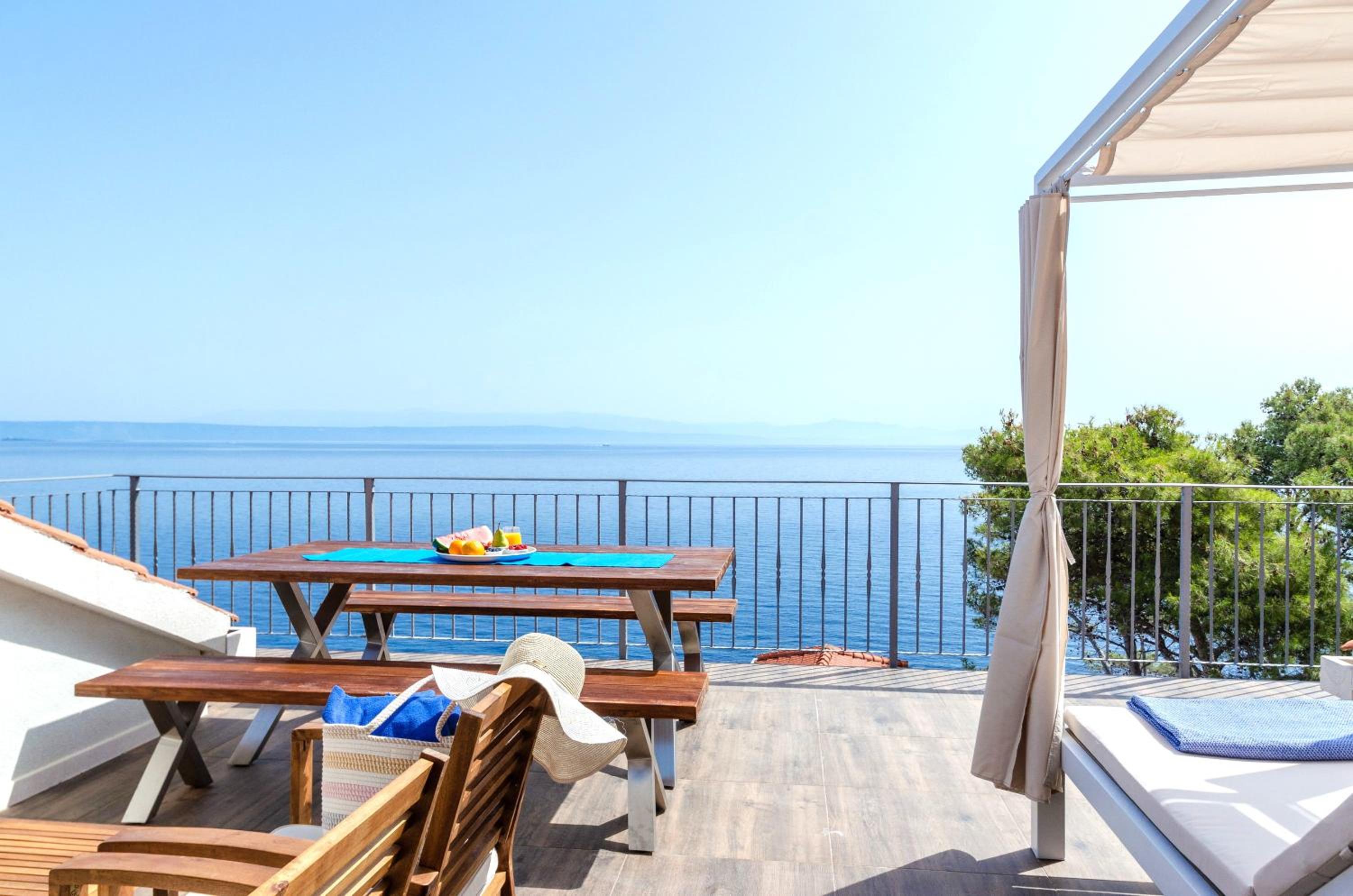 Summer House Bougainvillea by Dubrovnik Colors view 5