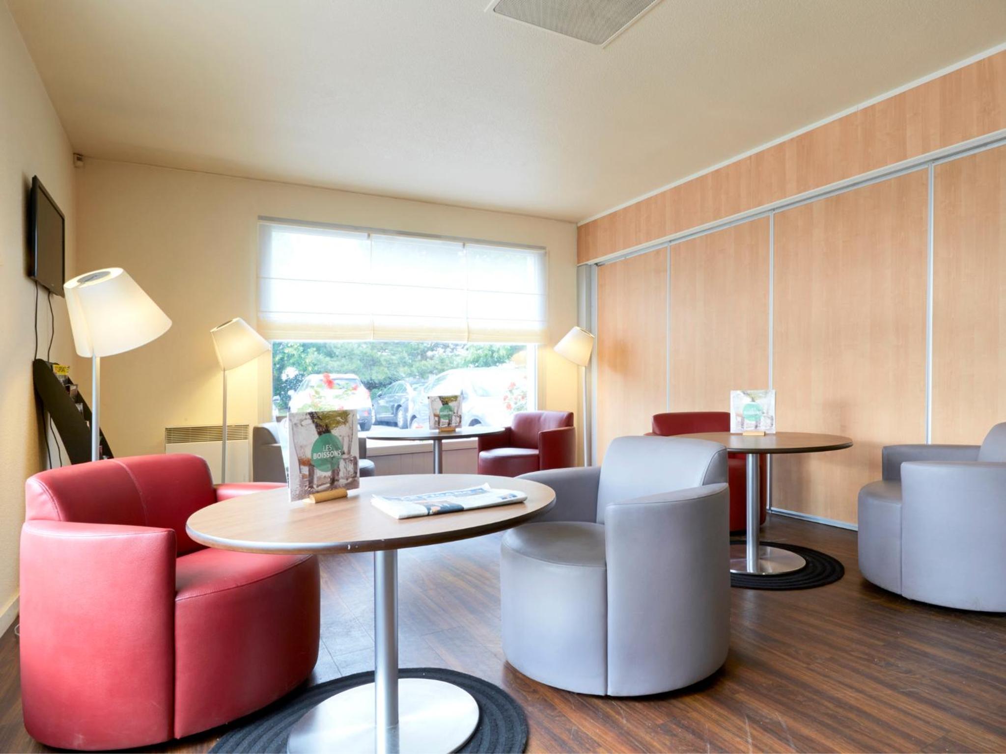 Chalon-Sur-Saone Vacations - Campanile Chalon sur Saone - Property Image 1