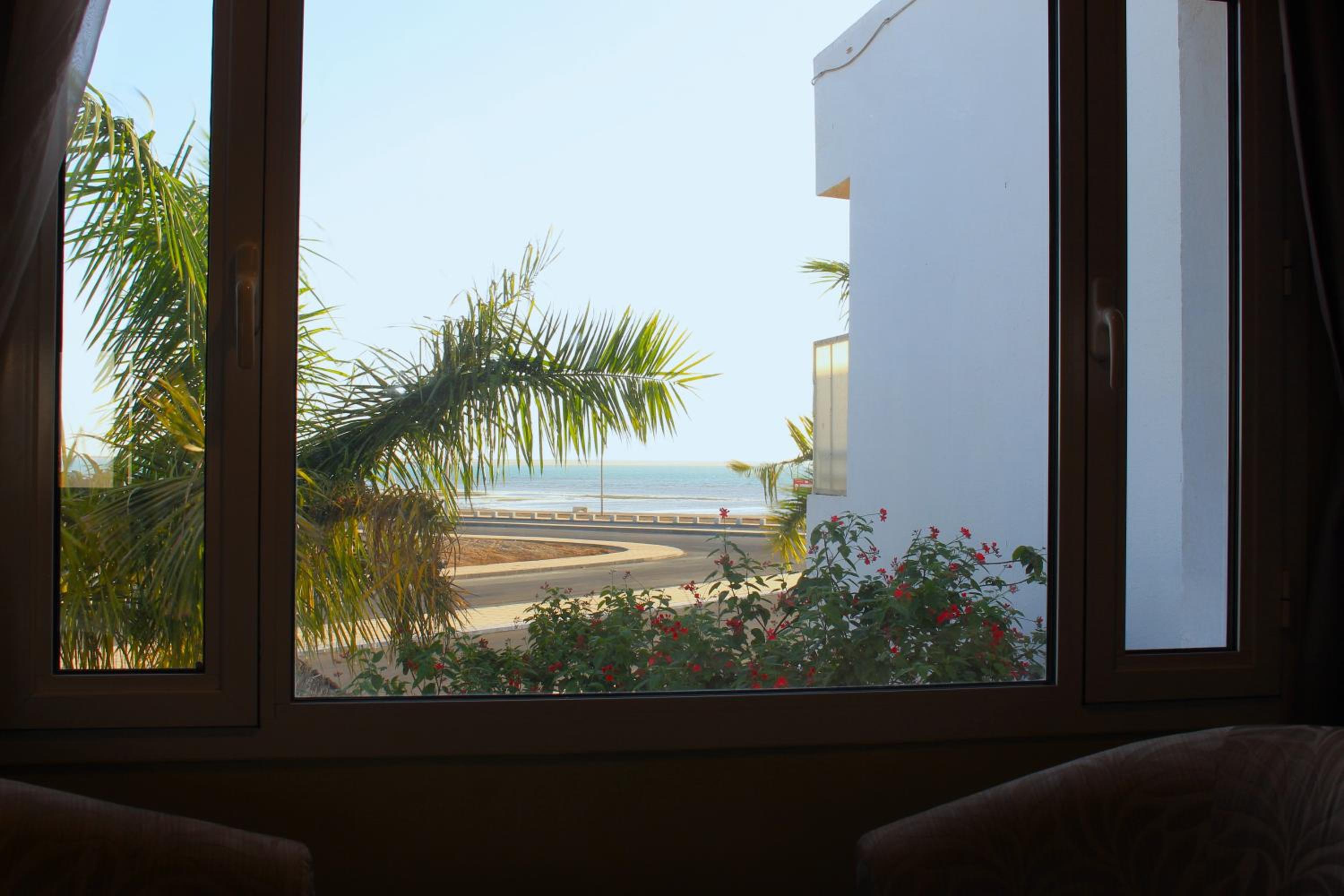 Al Jar Resort - Families Only