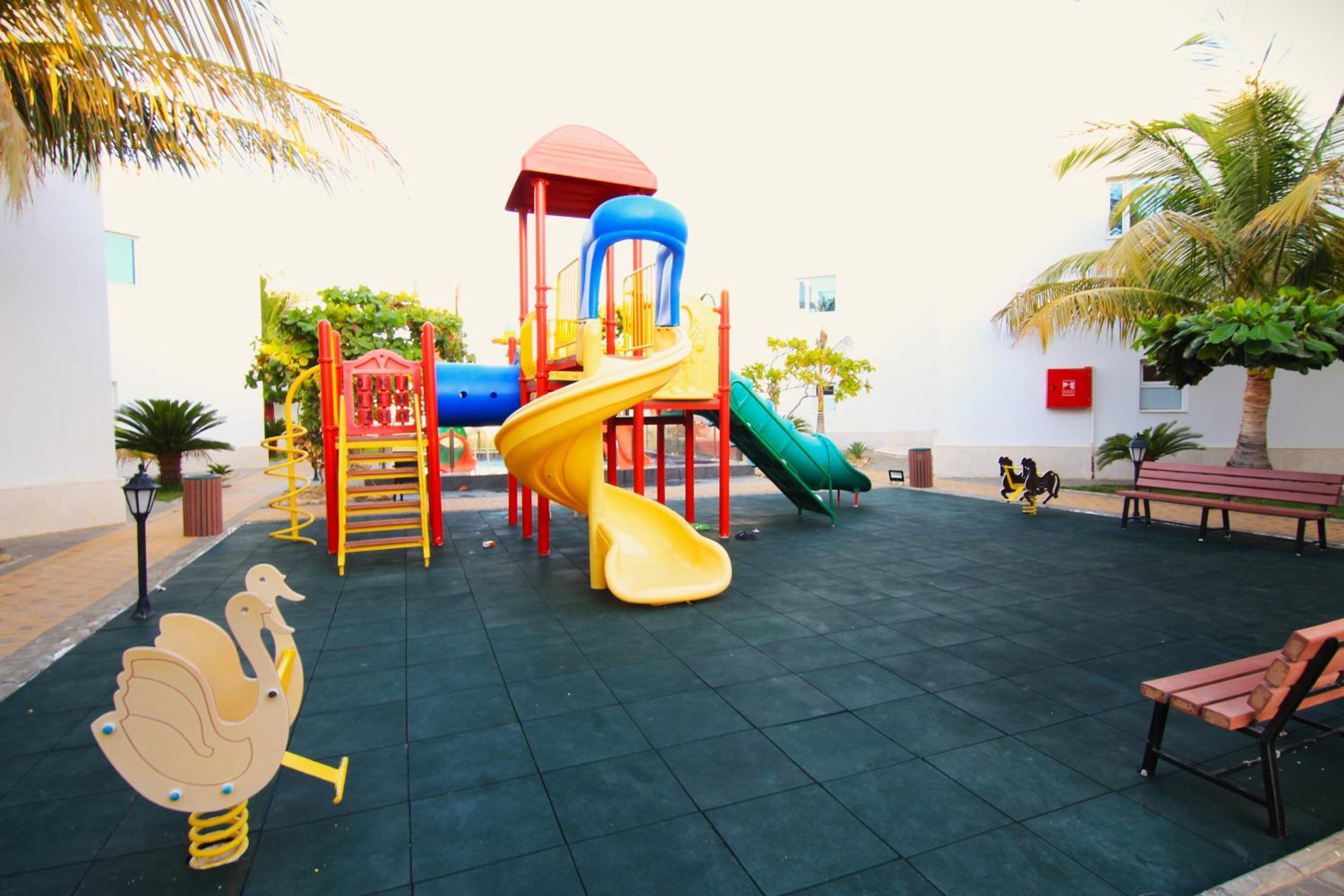Al Jar Resort - Families Only