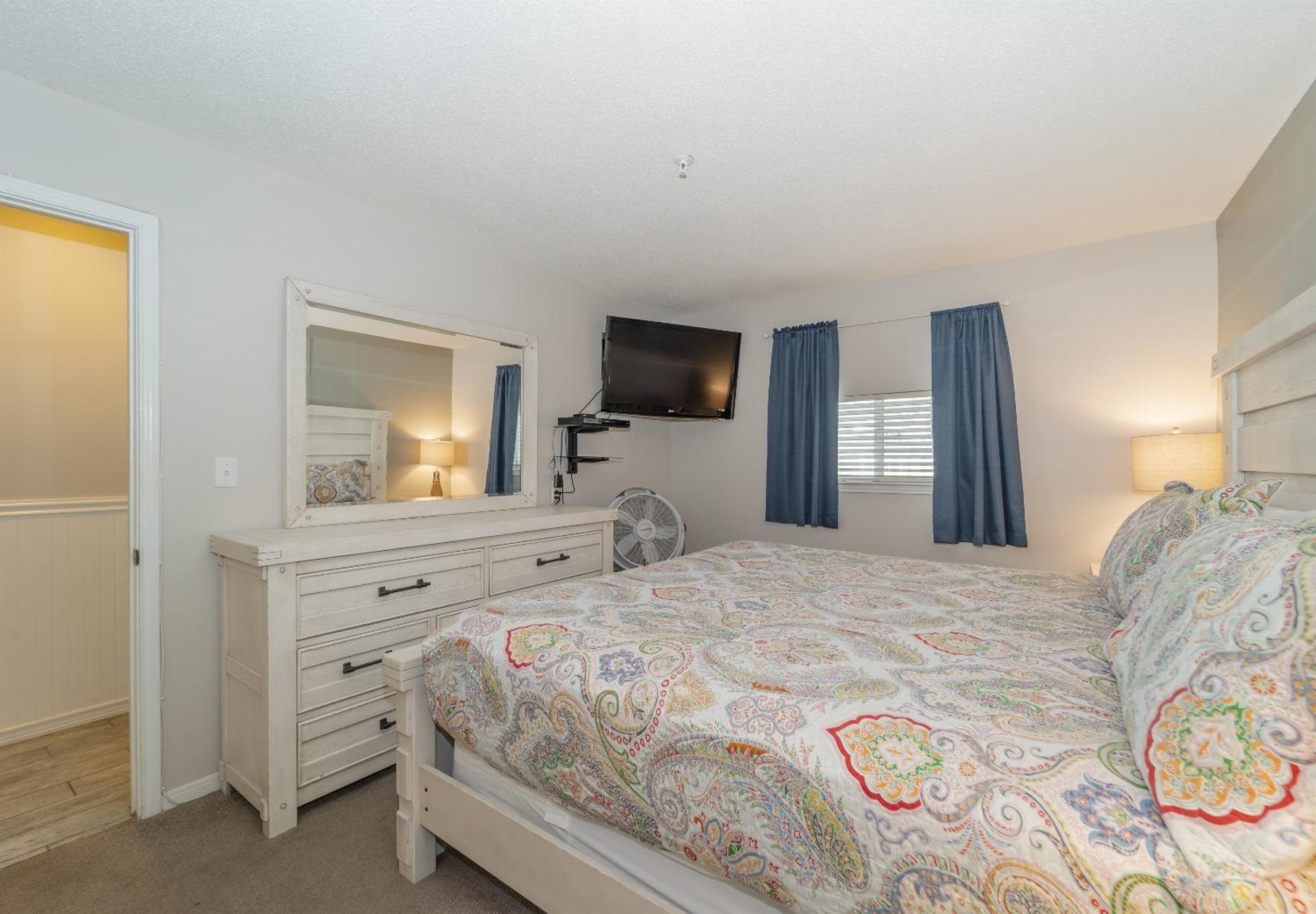 Ground Floor Gulf Front Oasis On Crystal Beach