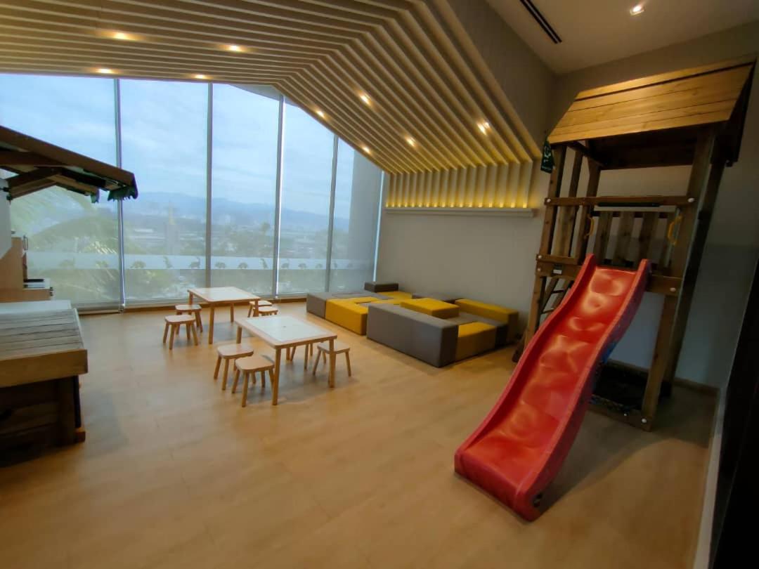 KZR KL Central Homestay KLCC TRX Bukit Bintang