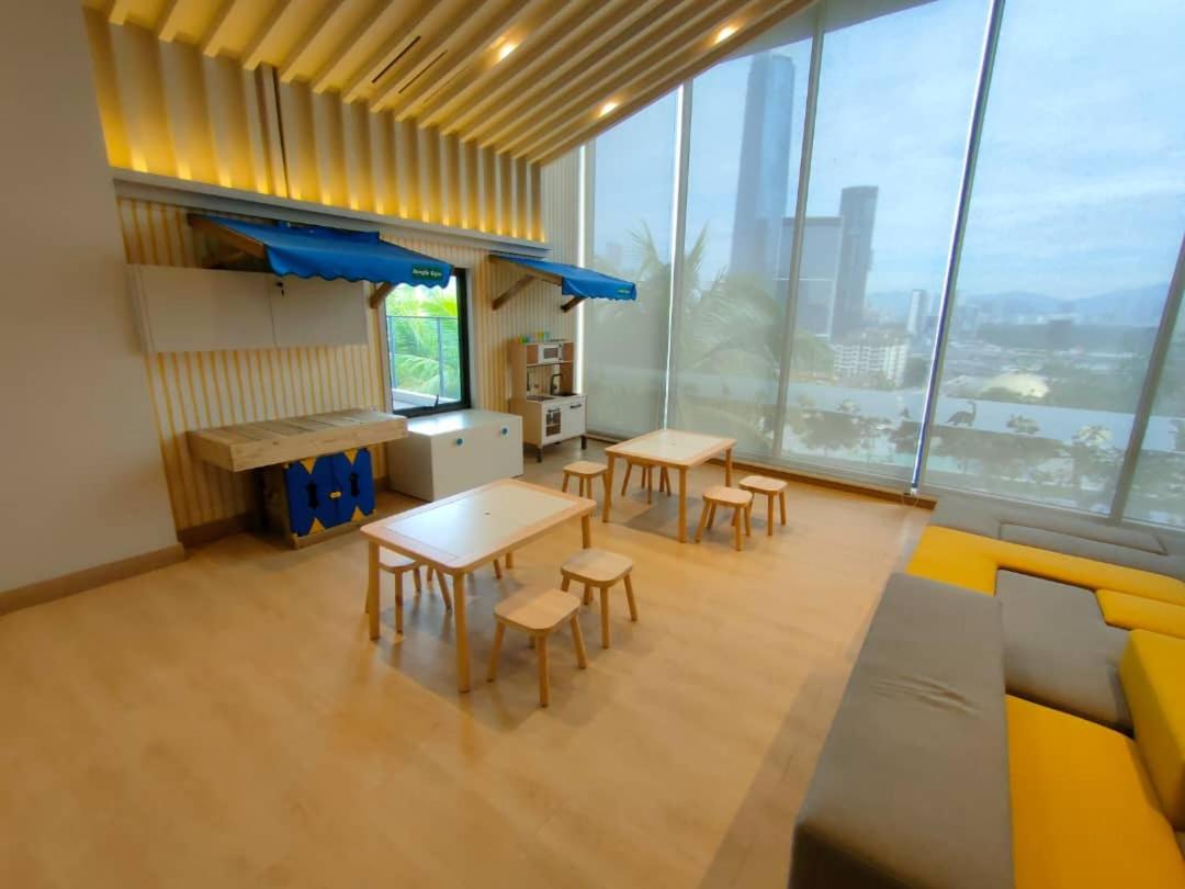 KZR KL Central Homestay KLCC TRX Bukit Bintang