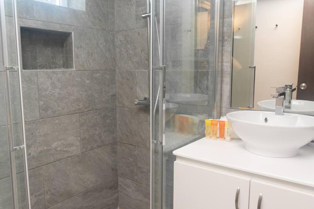 Tradewinds Apartments Simpson Bay