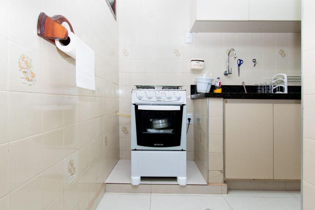 Cabo Frio: House for 8, barbecue area and garage