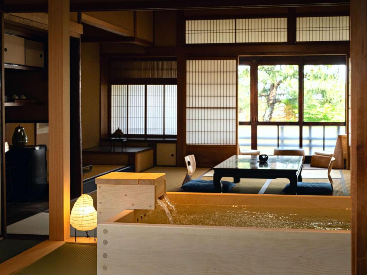 Nazuna Kyoto Nijo-jo 27