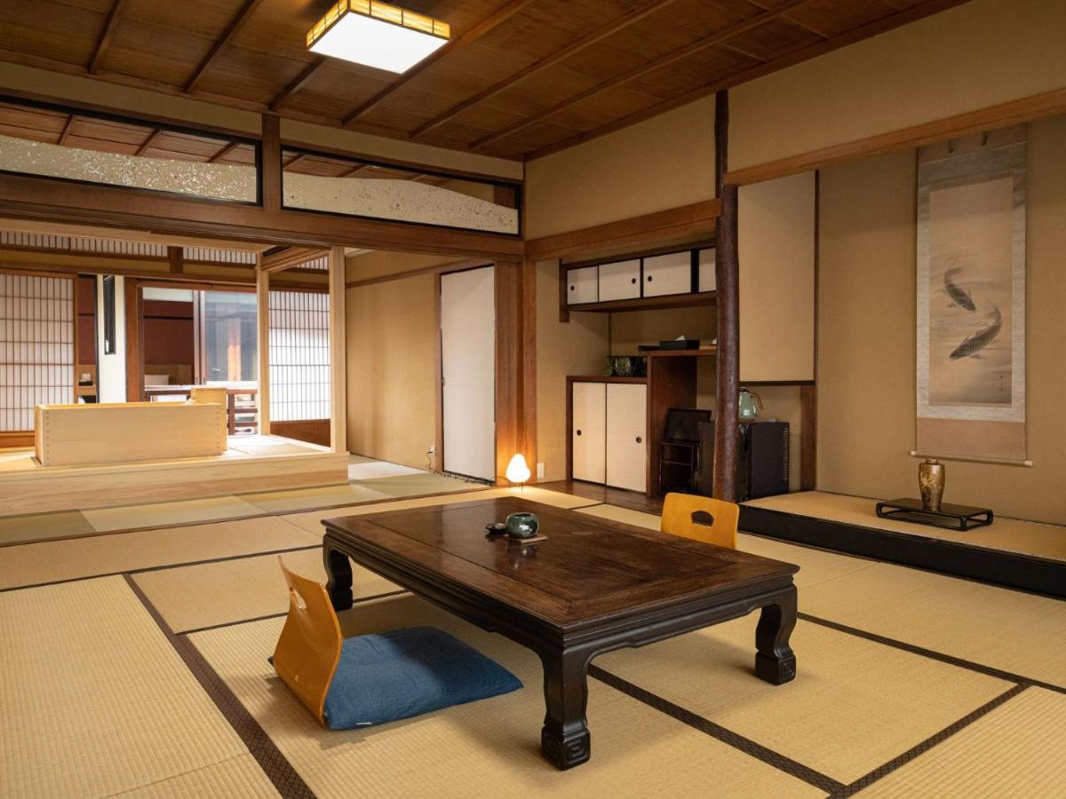 Nazuna Kyoto Nijo-jo 19