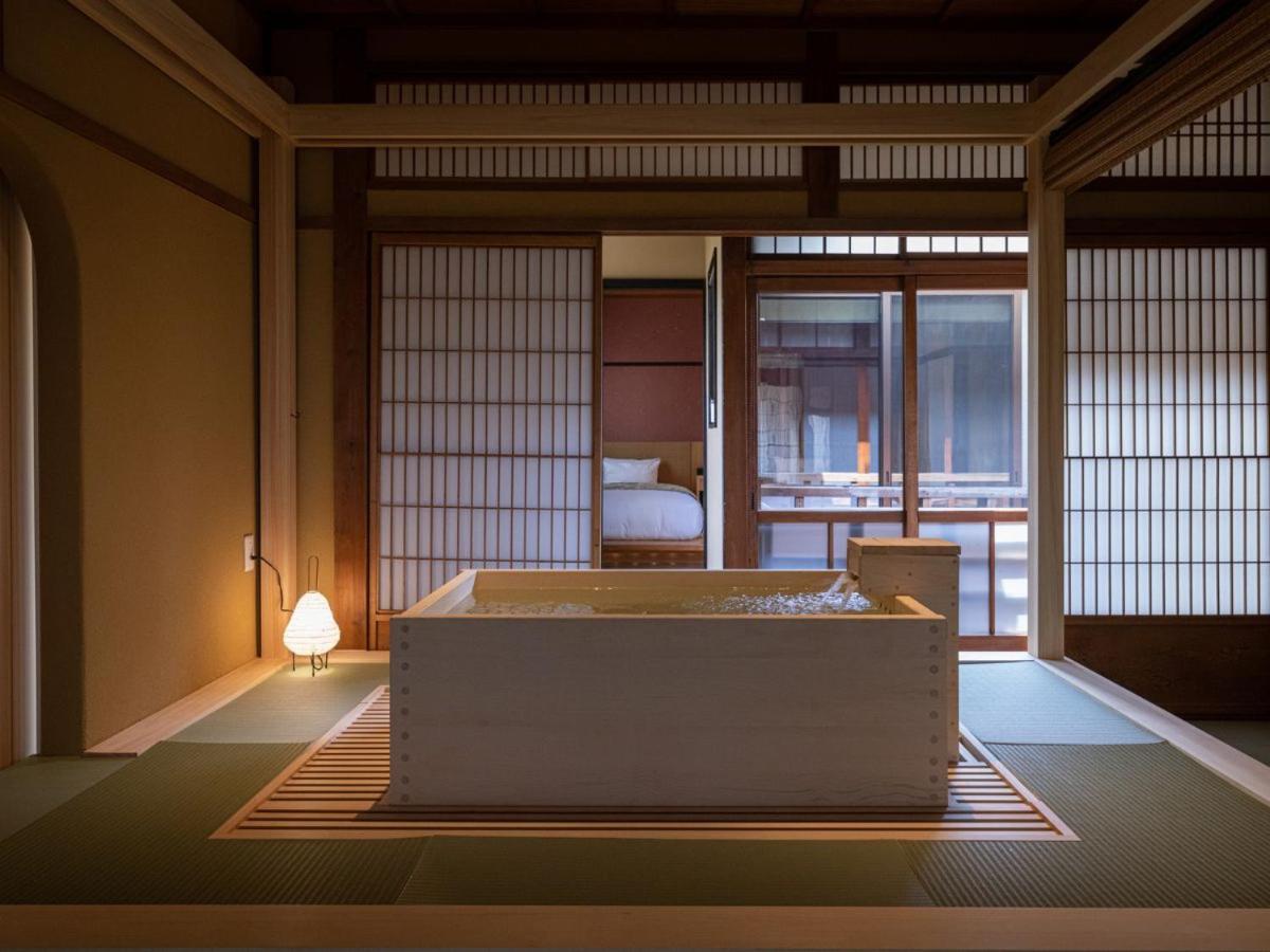 Nazuna Kyoto Nijo-jo 23