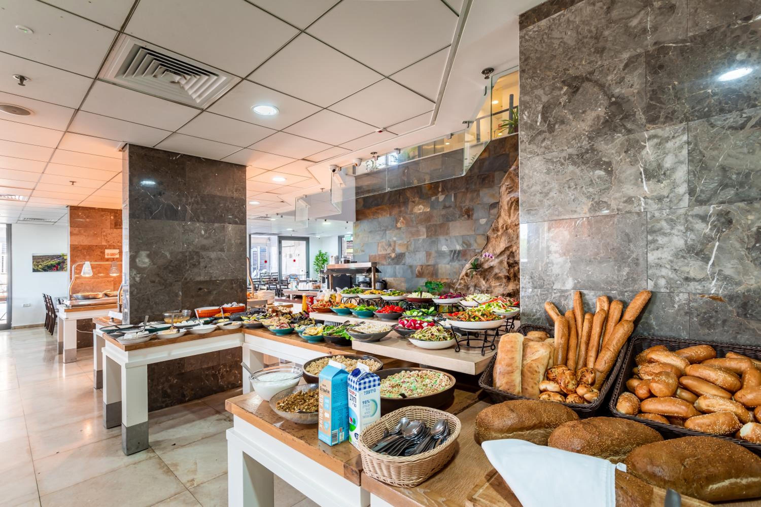 Aviv Holiday Flat