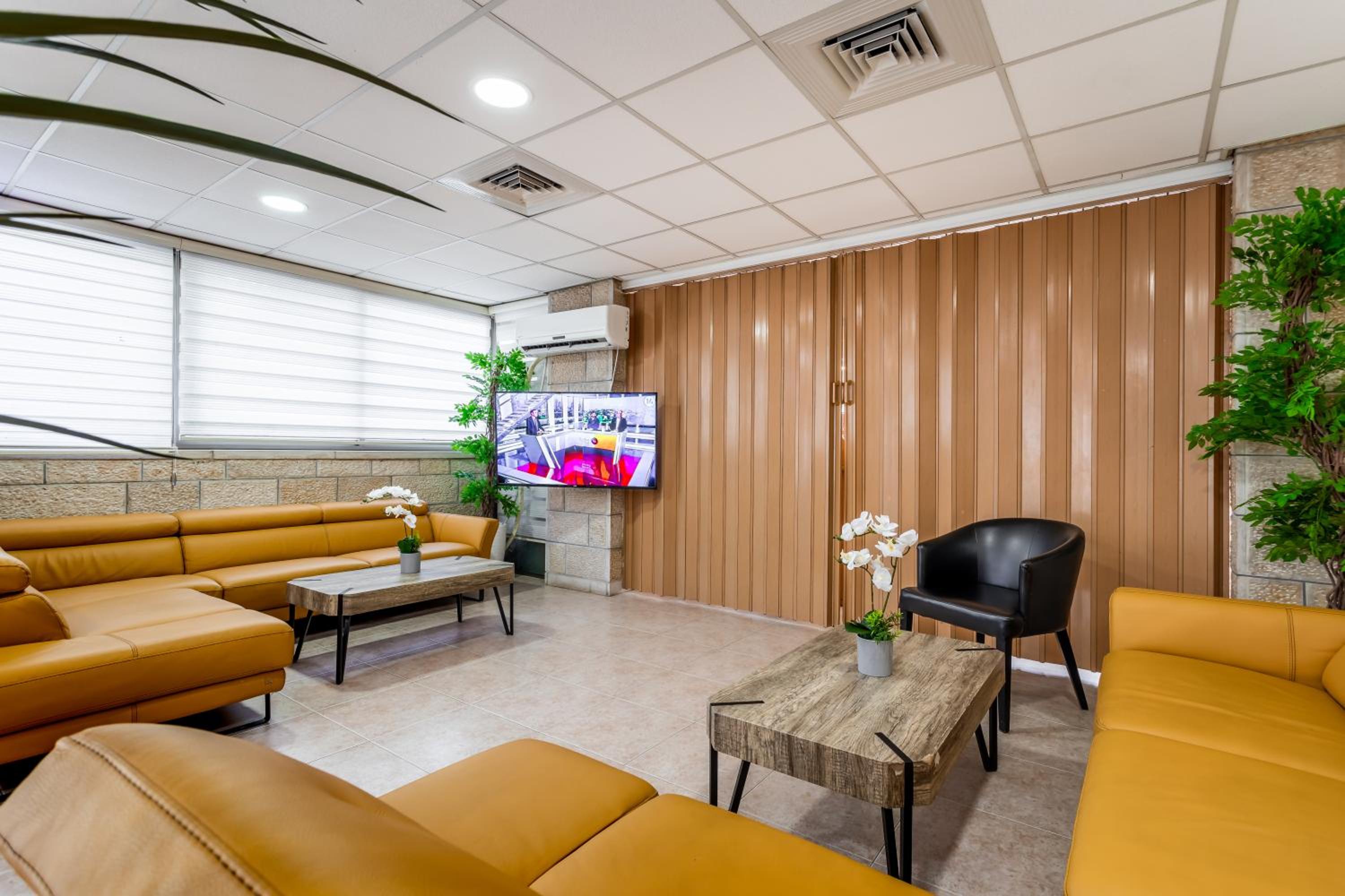 Aviv Holiday Flat