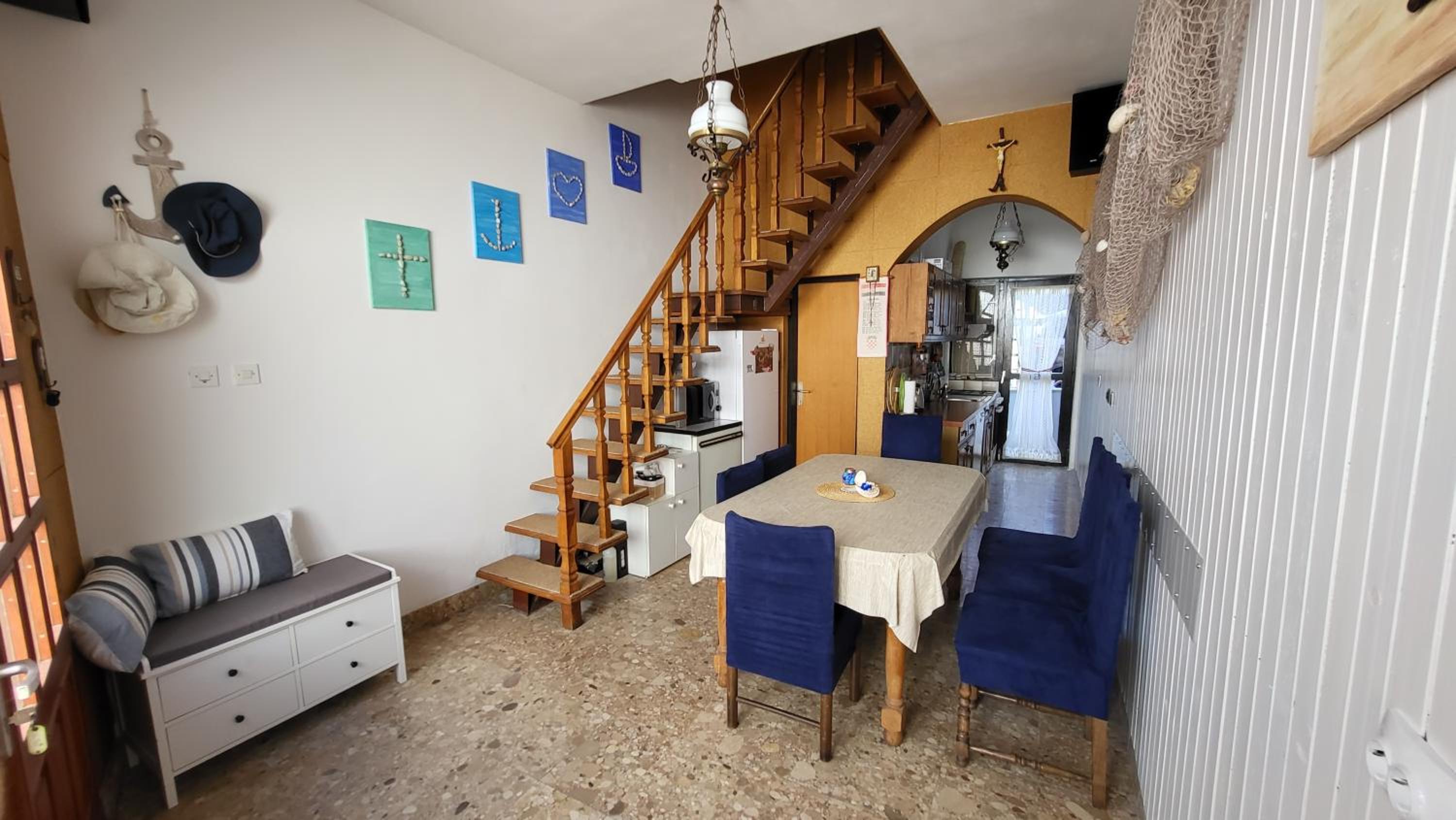 Photo 69