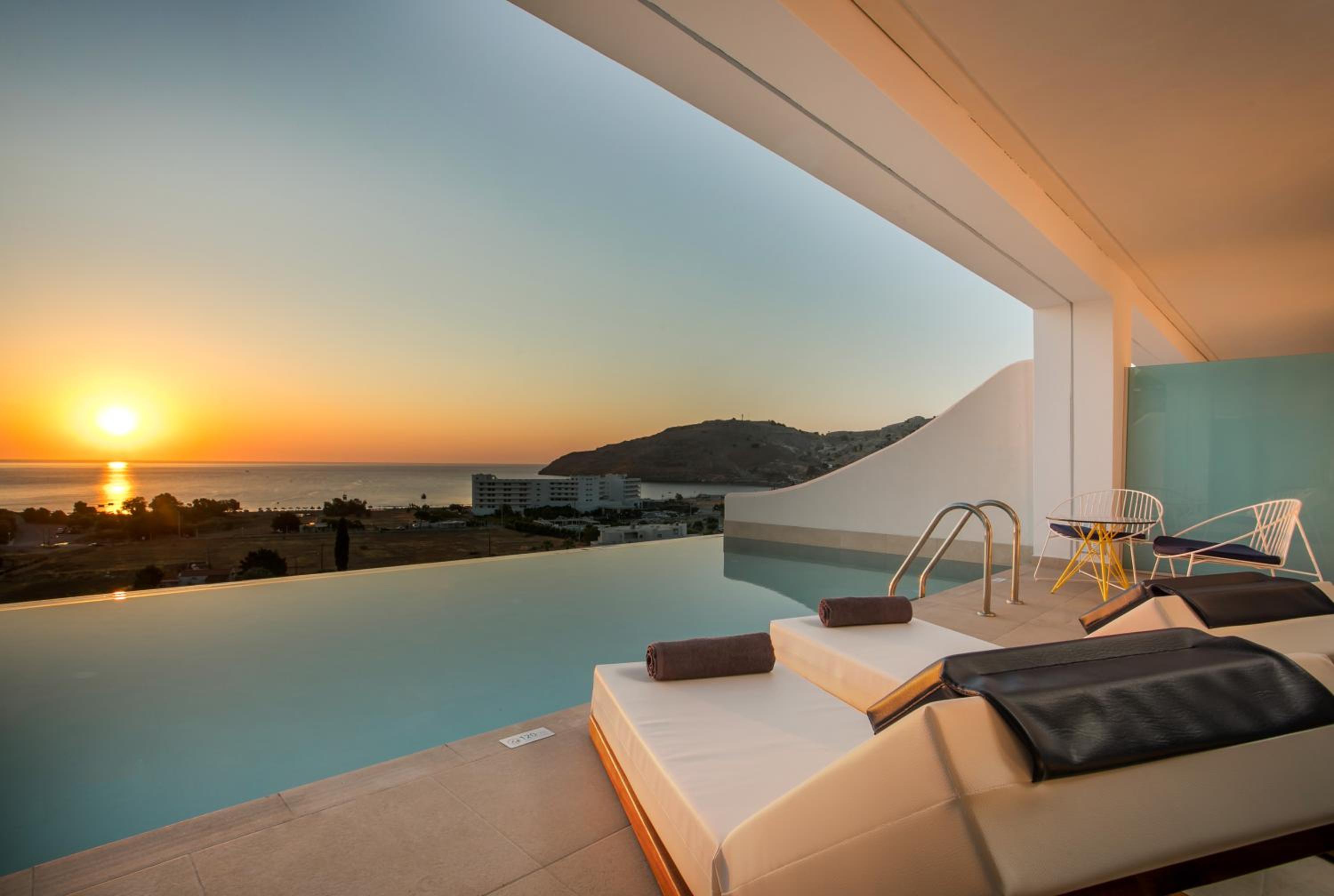 Lindos Vacations - Lindos White Hotel  Suites - Property Image 4