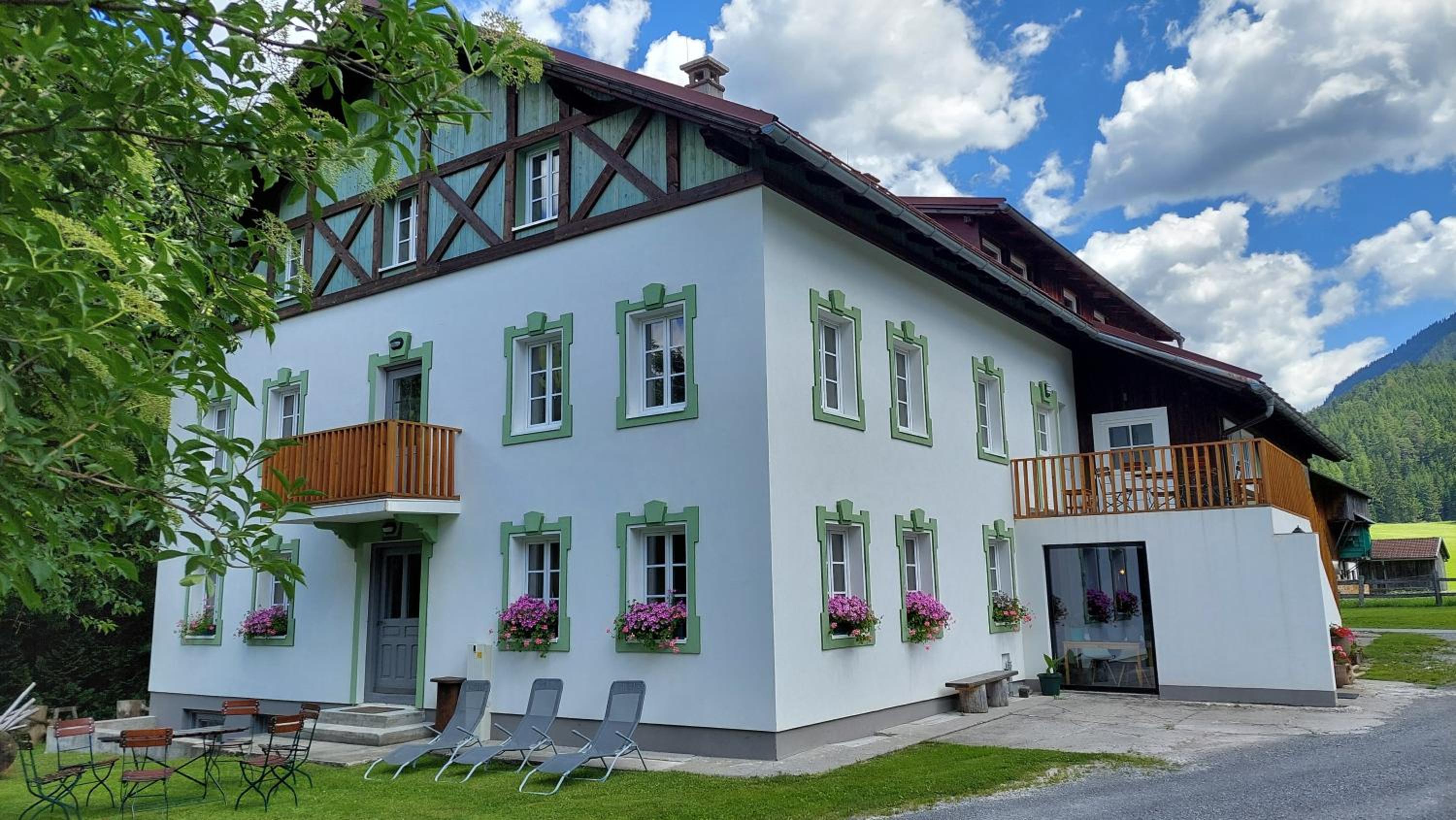 De Nussi's chalet 2