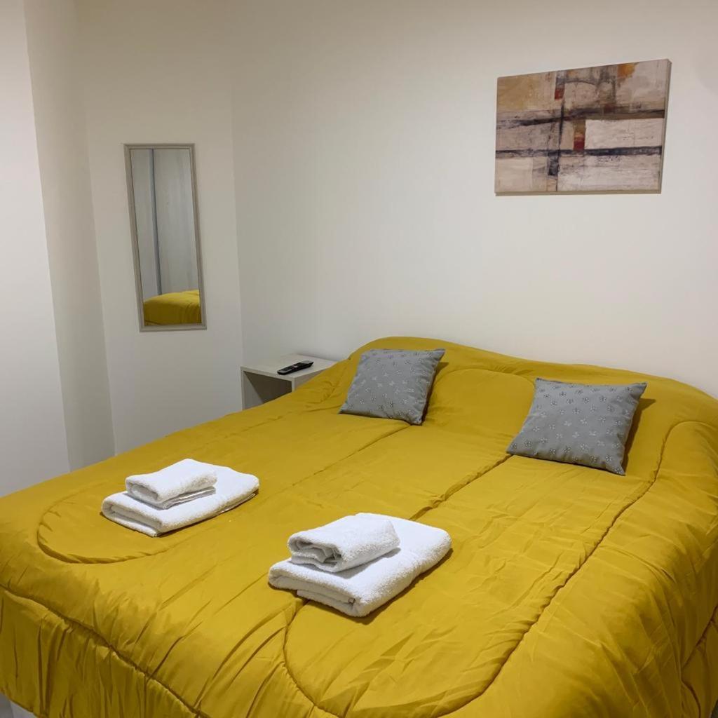 Happy Guest Apart 50