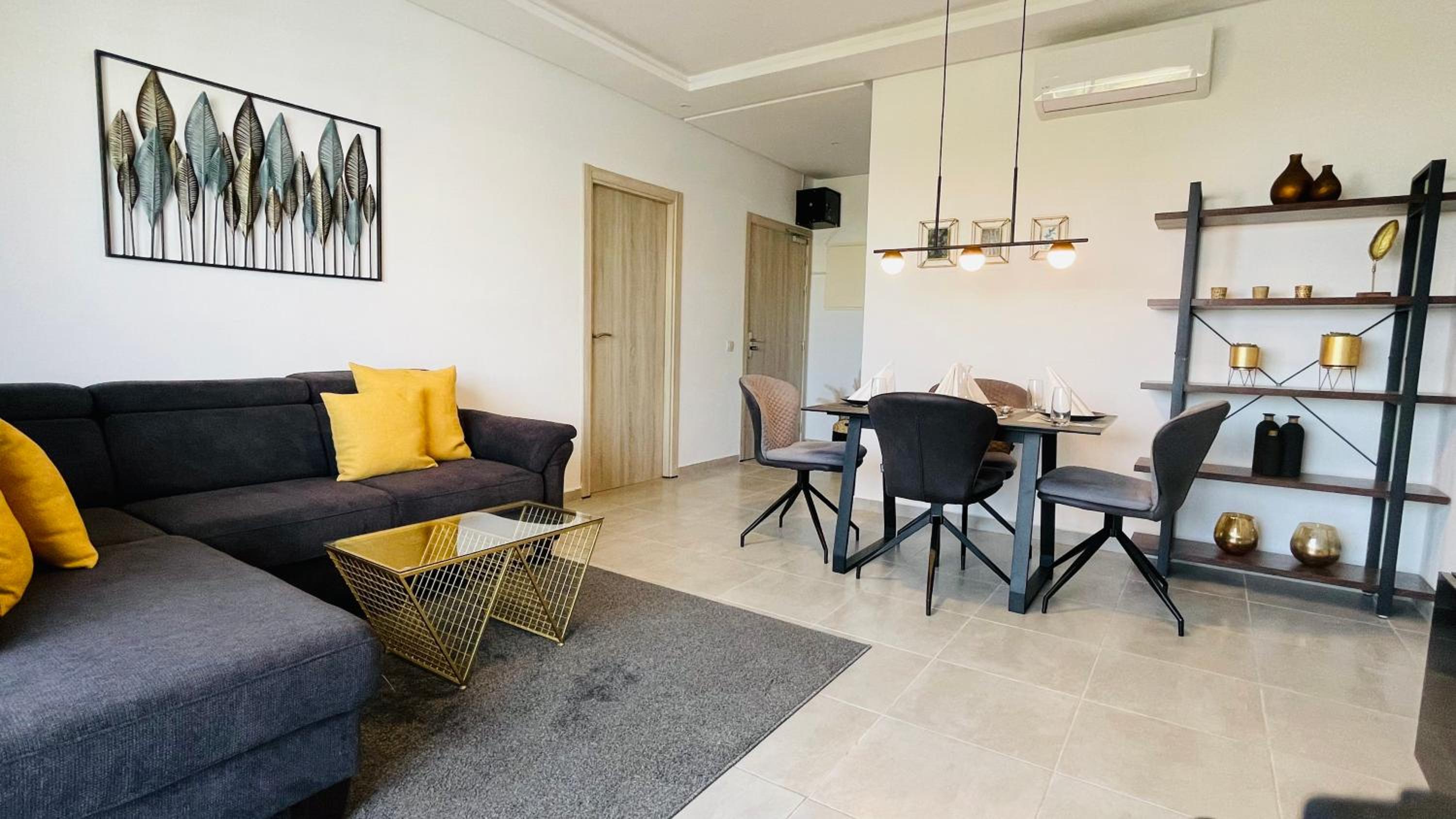 Luxury Apartment with Pool view 3